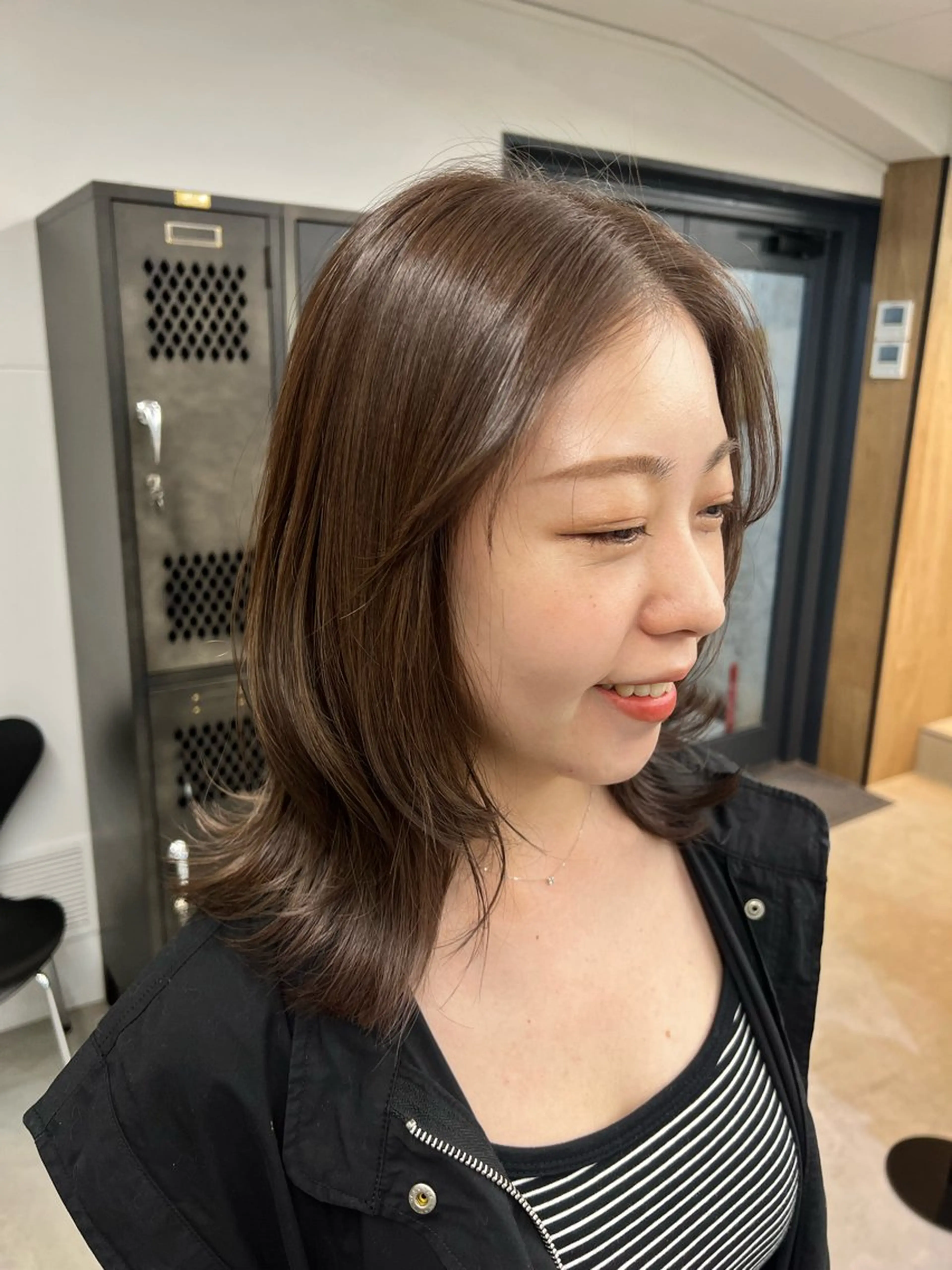 ミディアム INORI @de2poのヘアスタイル