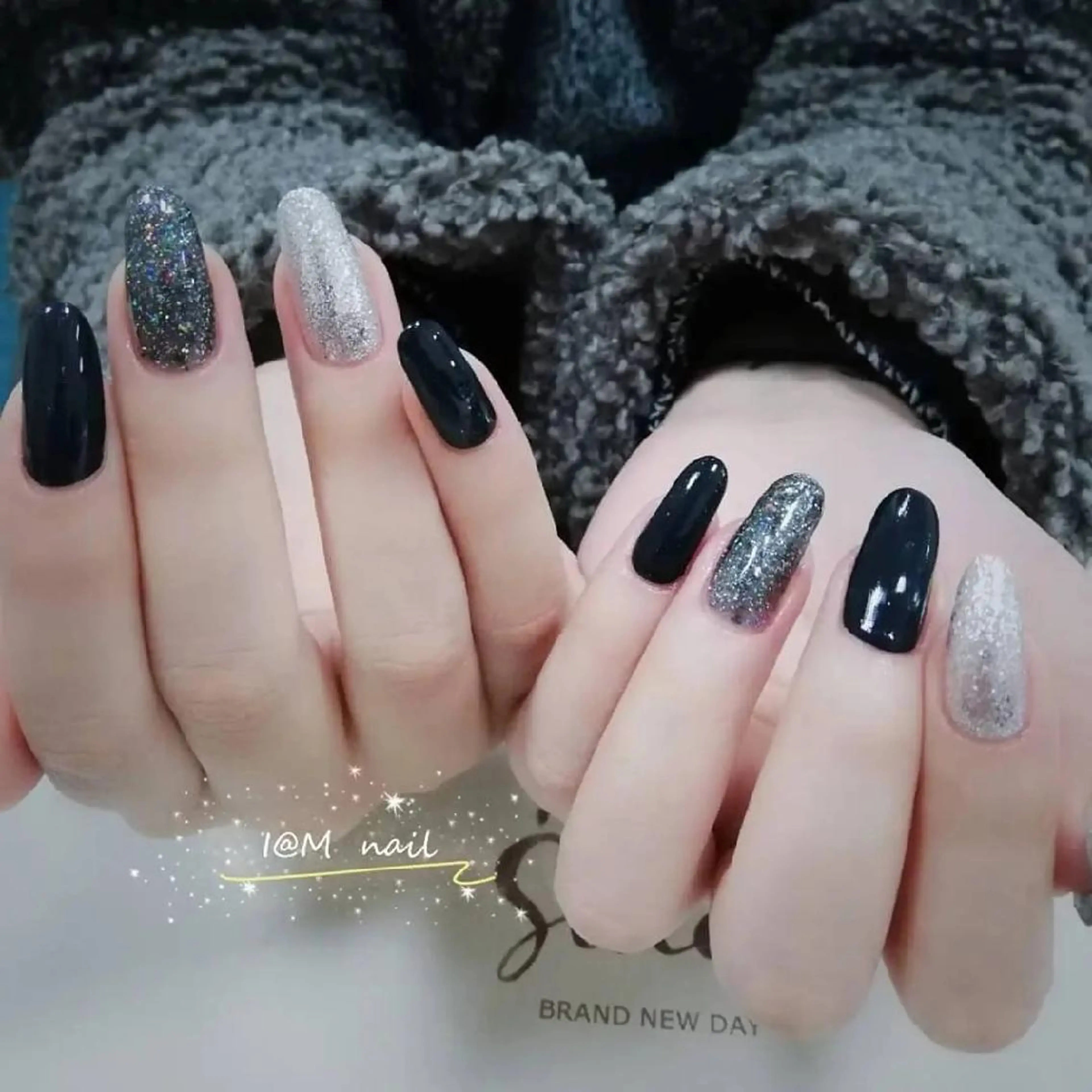 カラー ネイル ラメ(グリッター) 横浜市中区曙町 E·U·Bネイルのネイルデザイン