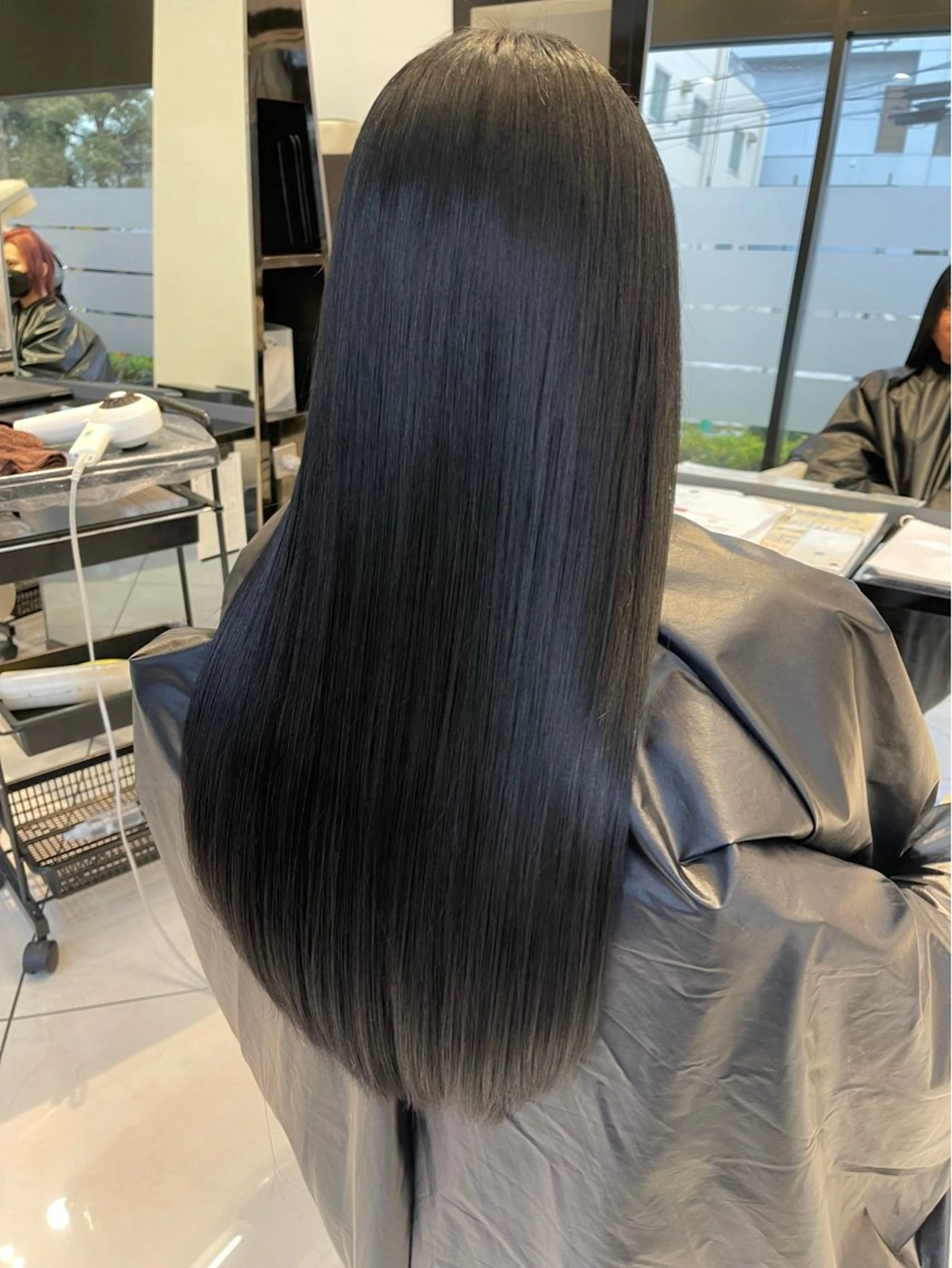 ロング 平川 忠明のヘアスタイル