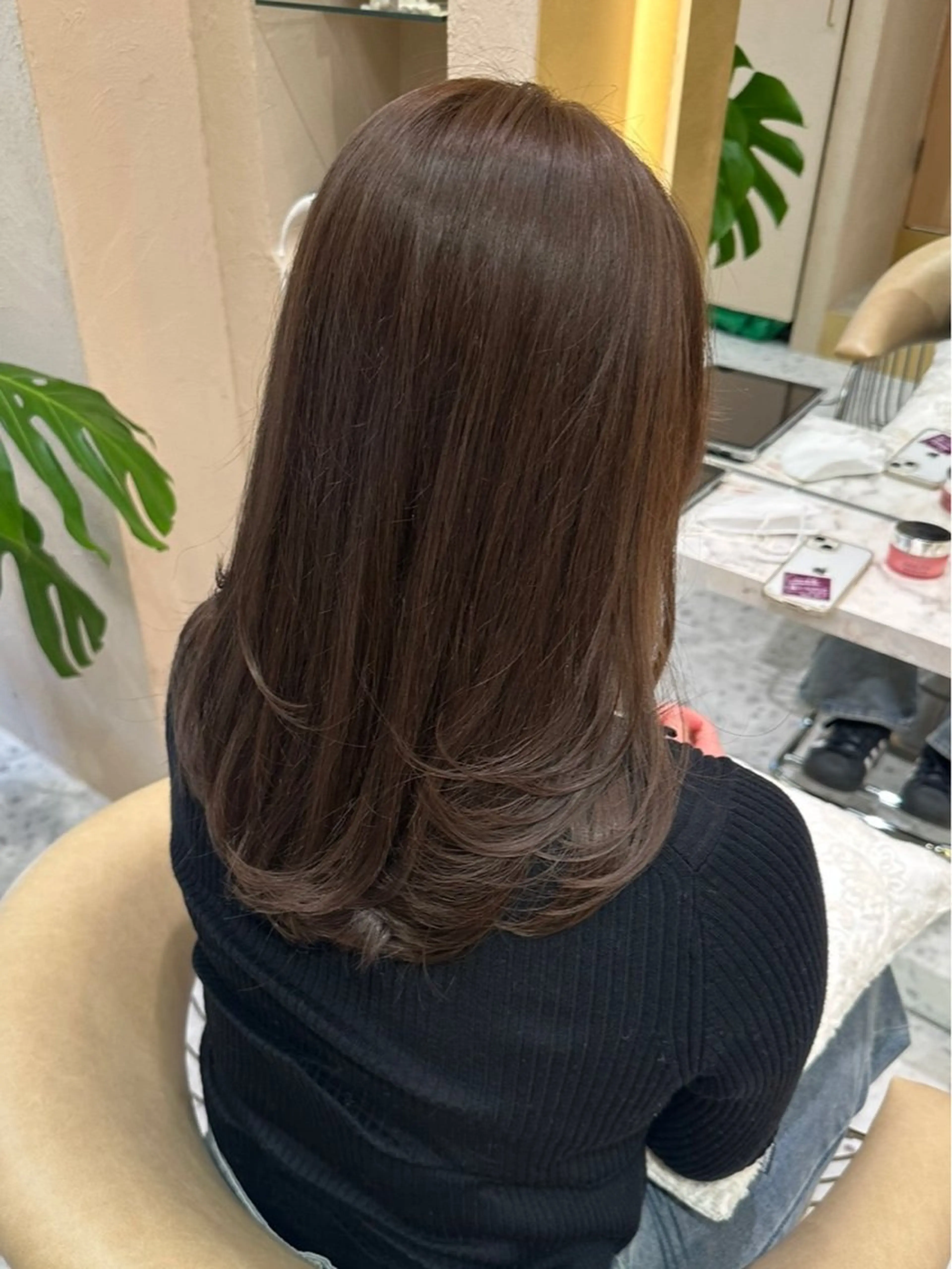 セミロング カラー カット ヘアカラー トリートメント 酒井 里穂のヘアスタイル