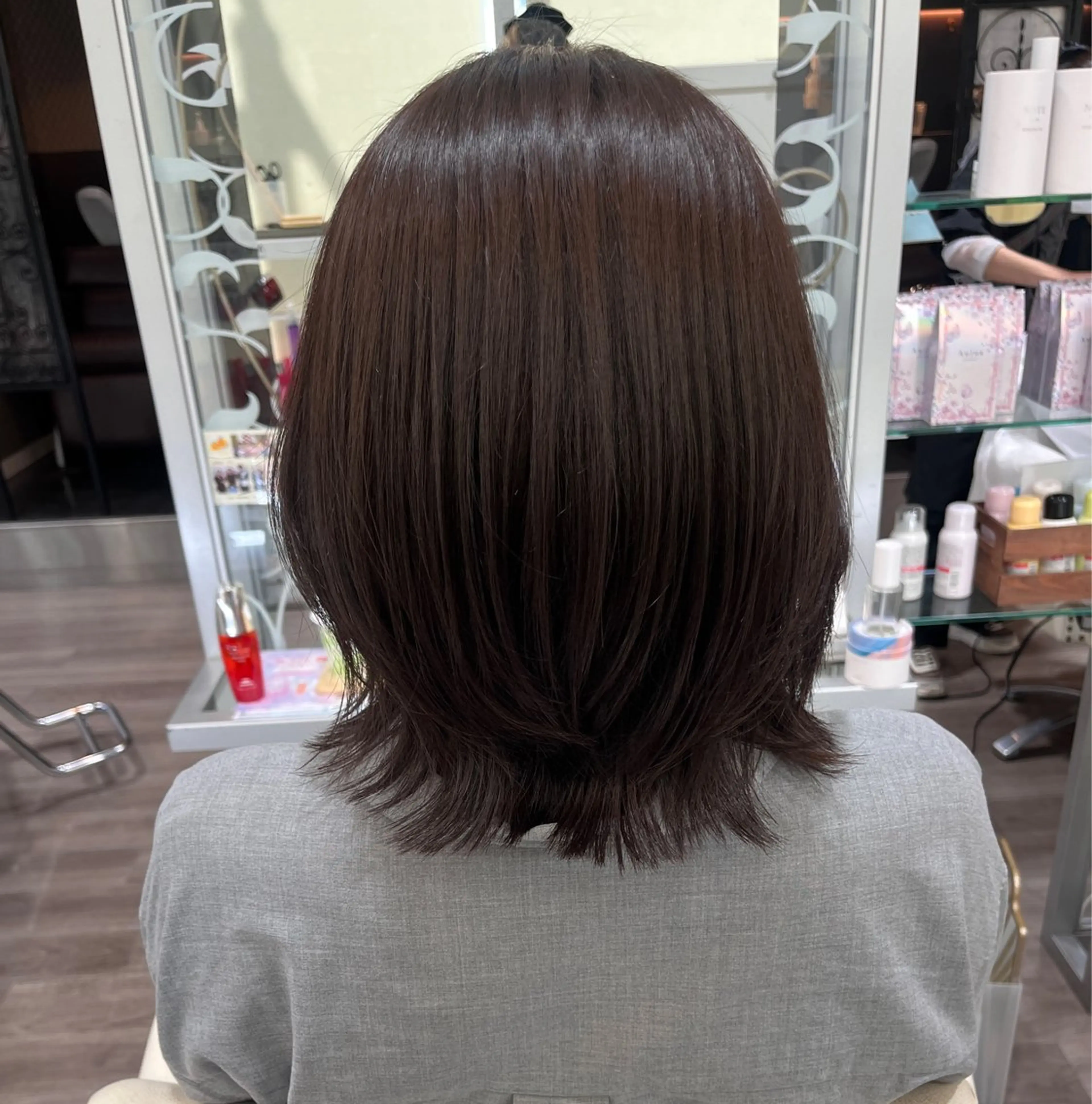 ミディアム カラー カット ヘアカラー トリートメント WiLL梅田店 荒堀 結香のヘアスタイル