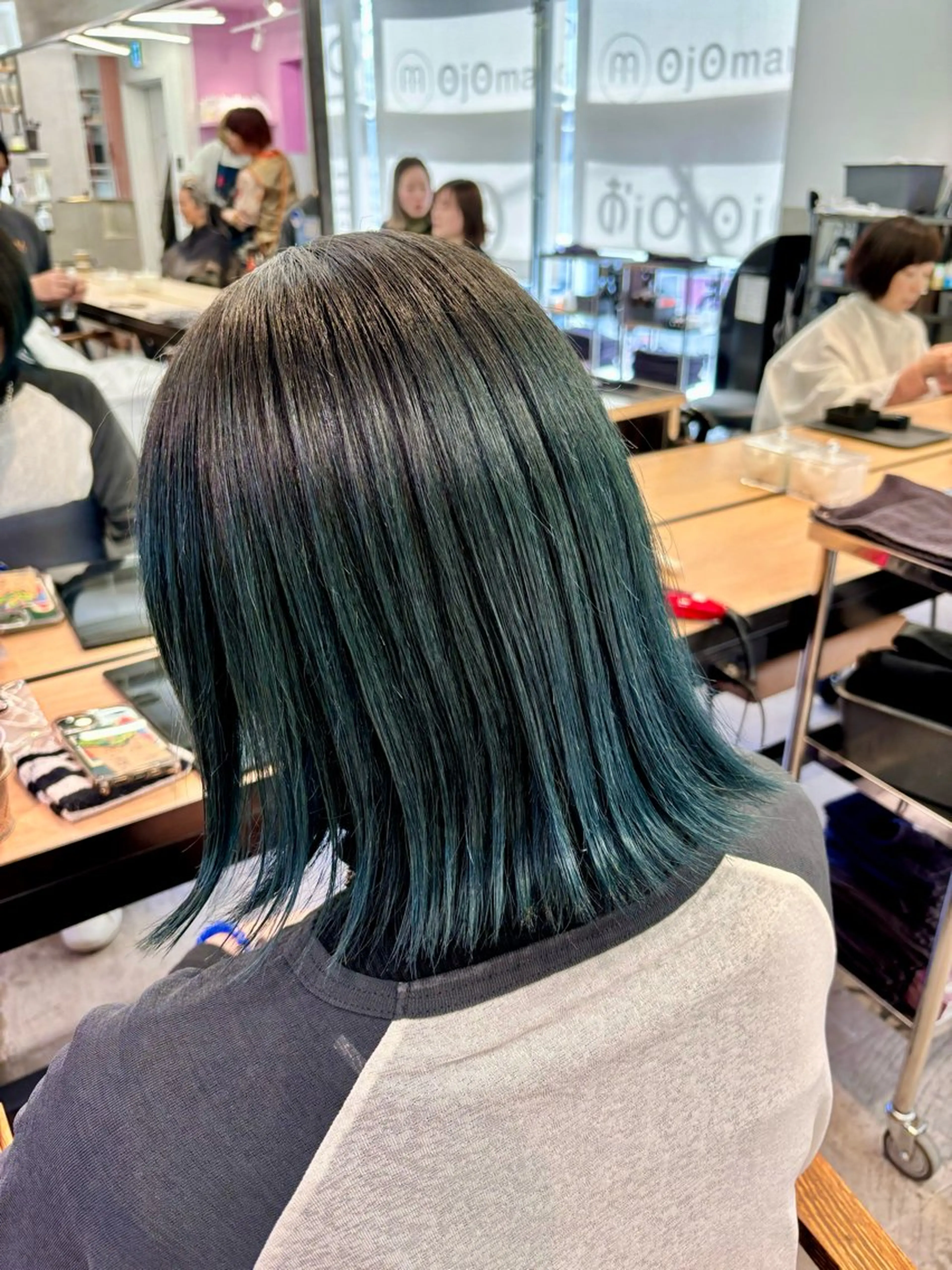 ミディアム ハイトーン 🌷ハルミ🌷のヘアスタイル