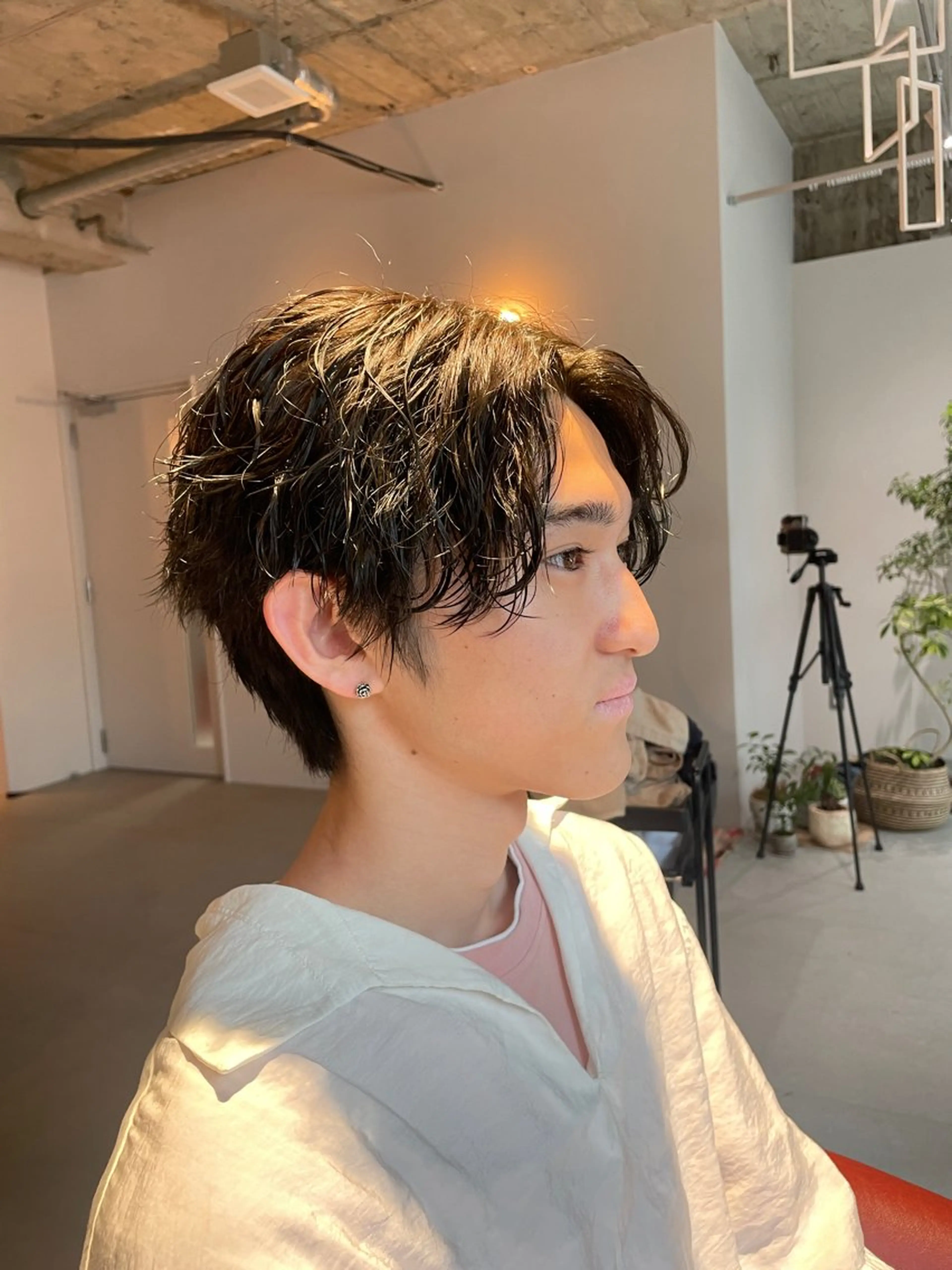 ショート カラー パーマ 森田 鴻之介のヘアスタイル