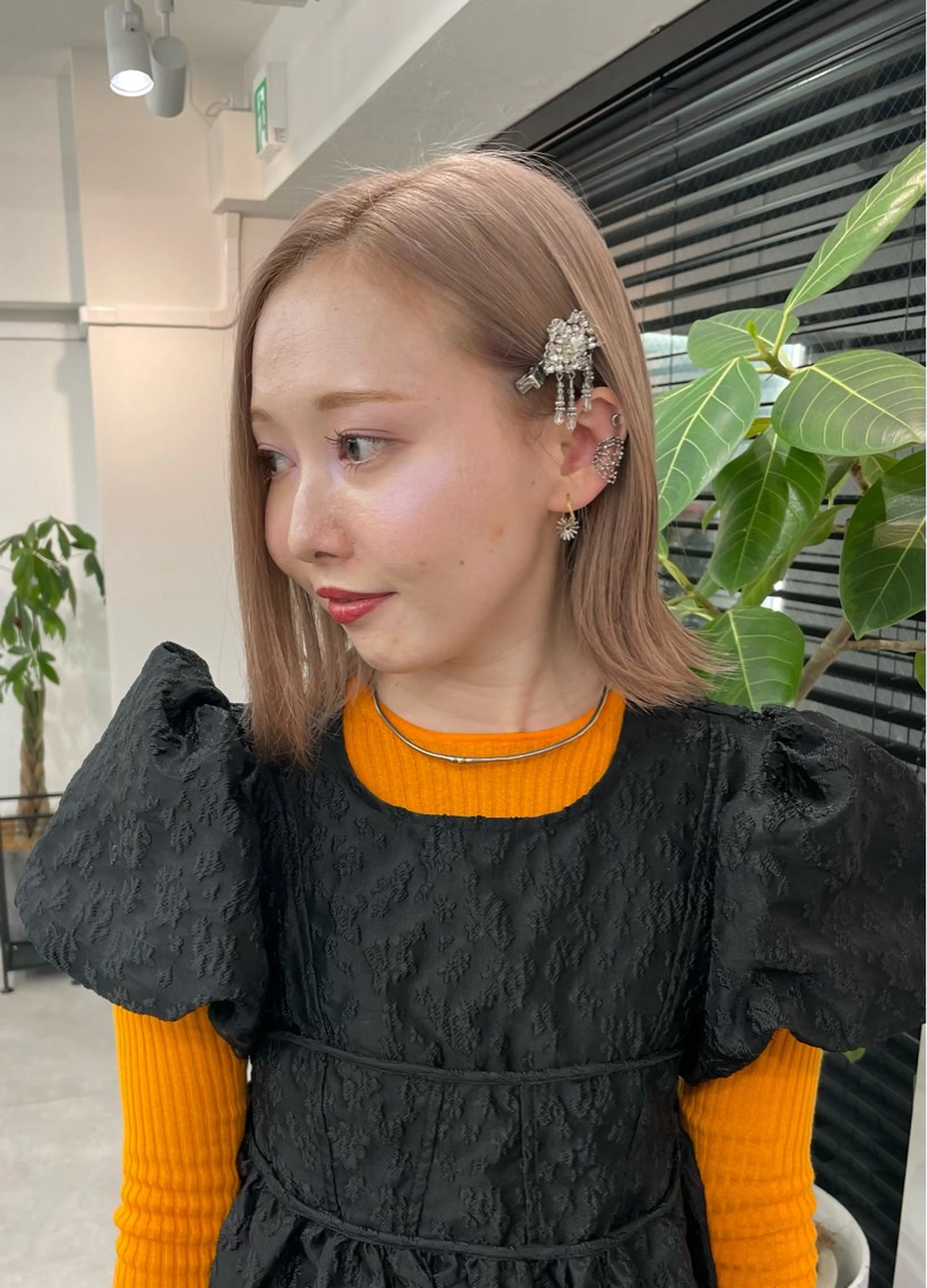 【ハイトーンカラー】ブリーチありダブルカラー＋トリートメントの写真