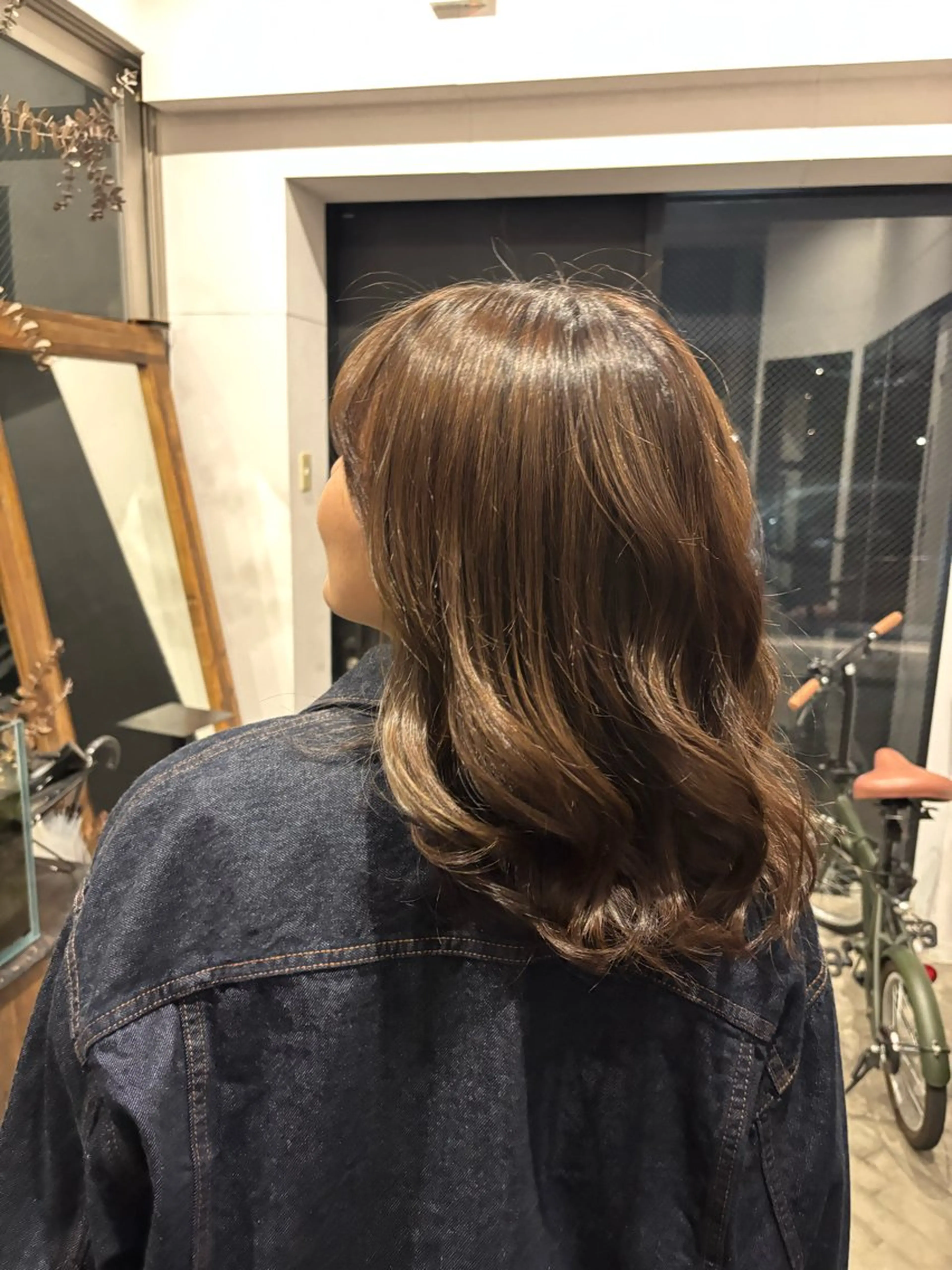 ミディアム はっとり ななせのヘアスタイル