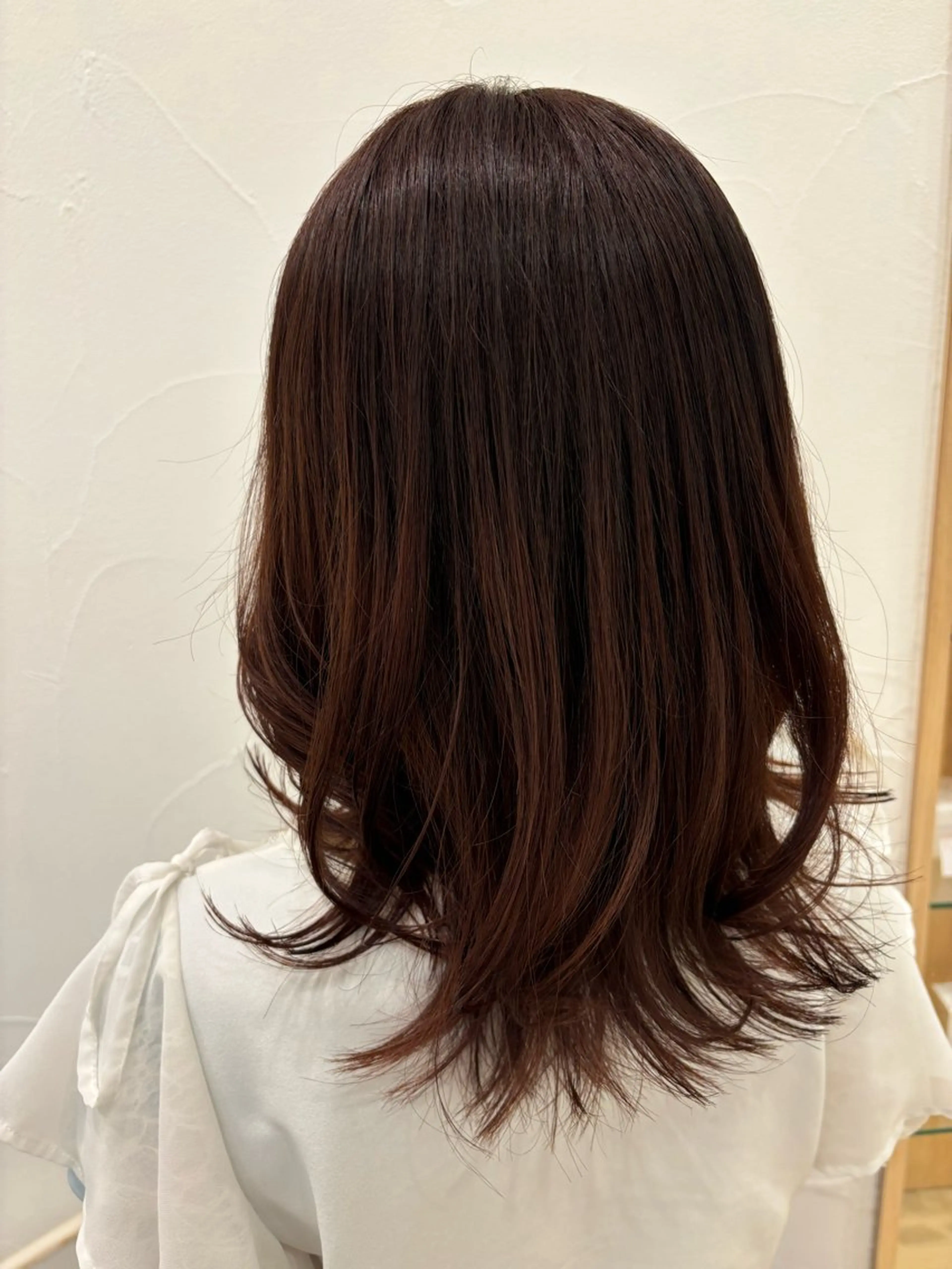ミディアム カラー ヘアアレンジ レッドカラー ヘアカラー トリートメント ミドウチ アヤカのヘアスタイル