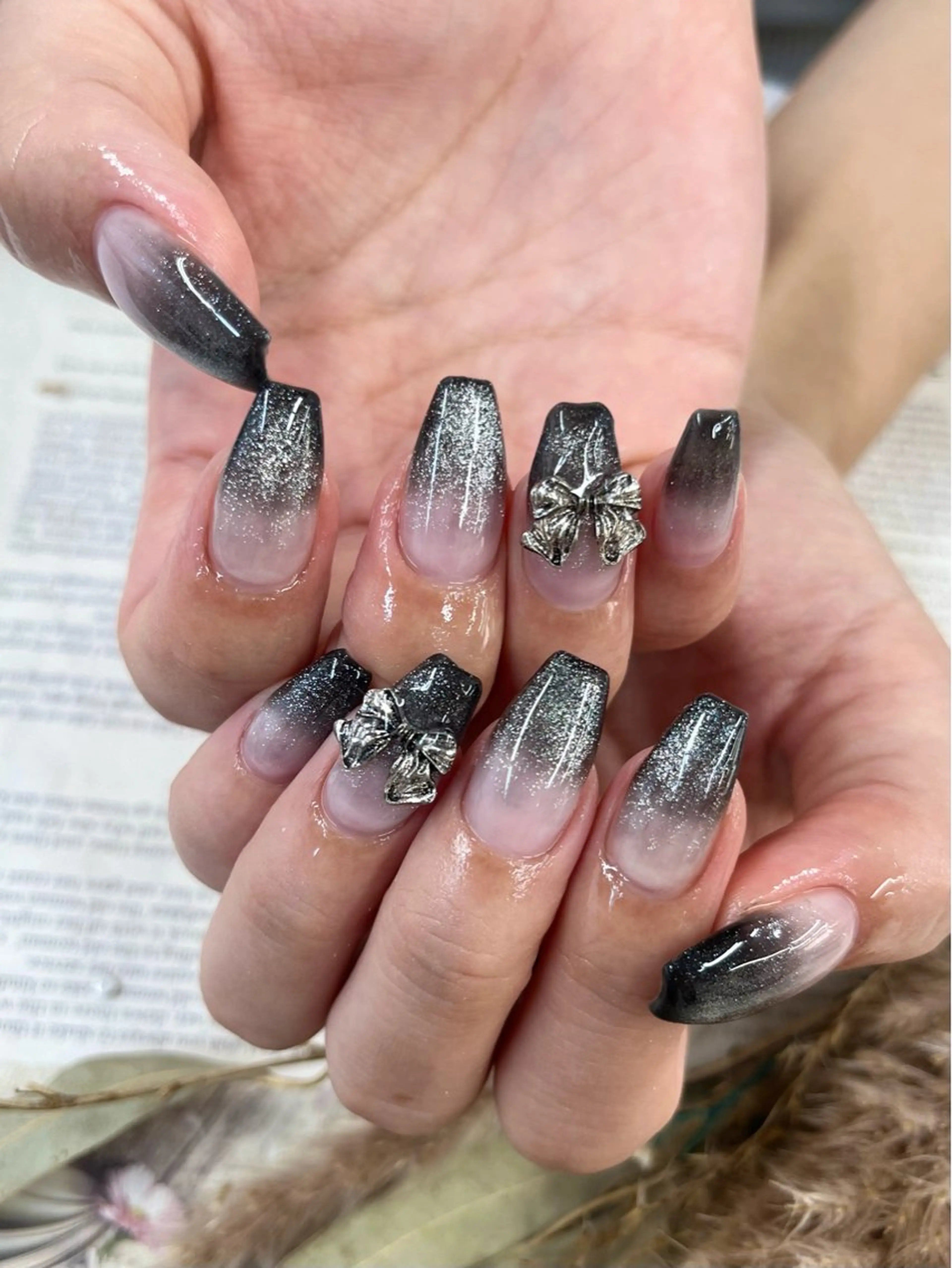 ネイル リボン ハンドネイル Basic町田本店 Suzunaのネイルデザイン