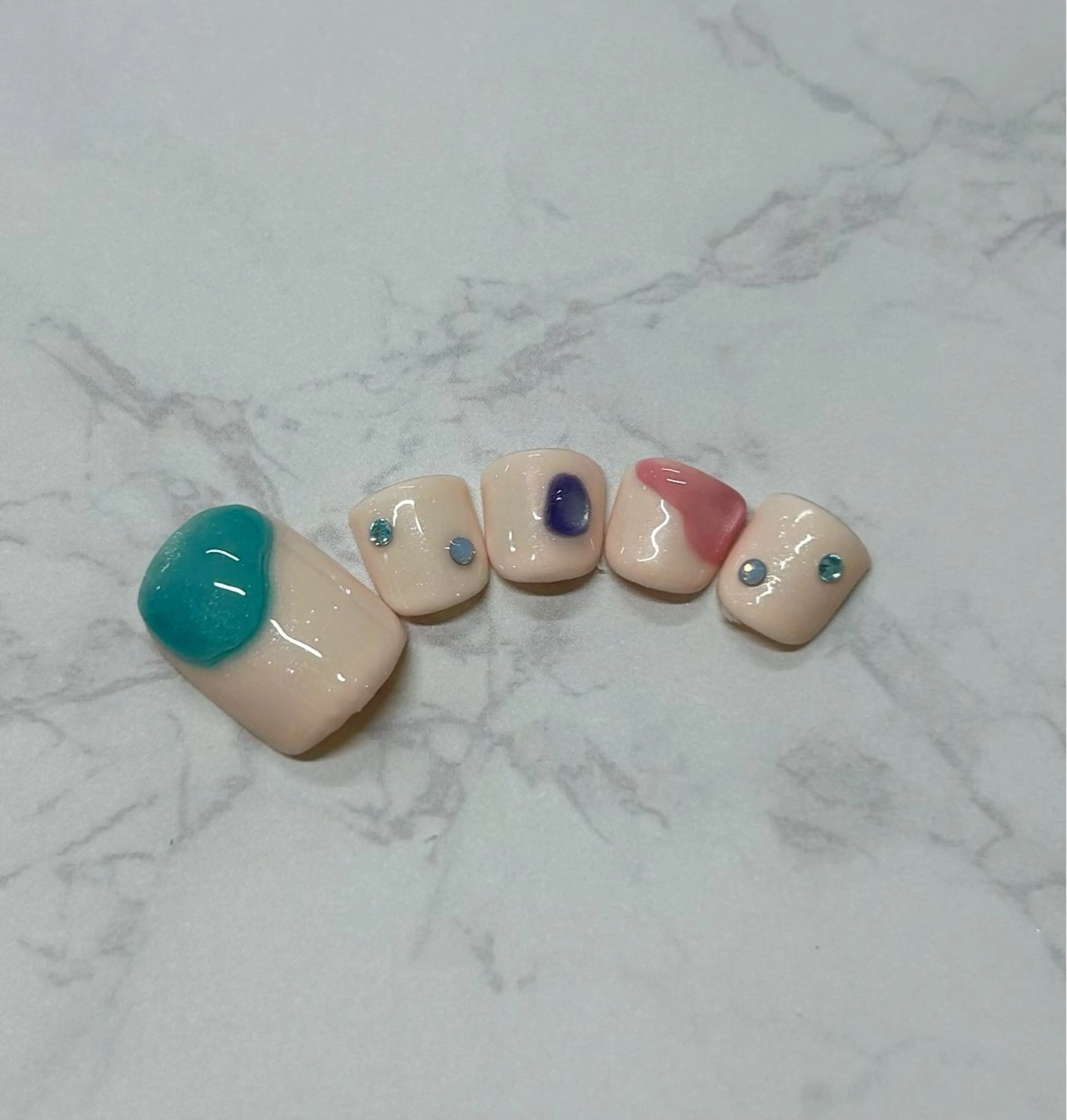 ネイル コルン 加藤のネイルデザイン