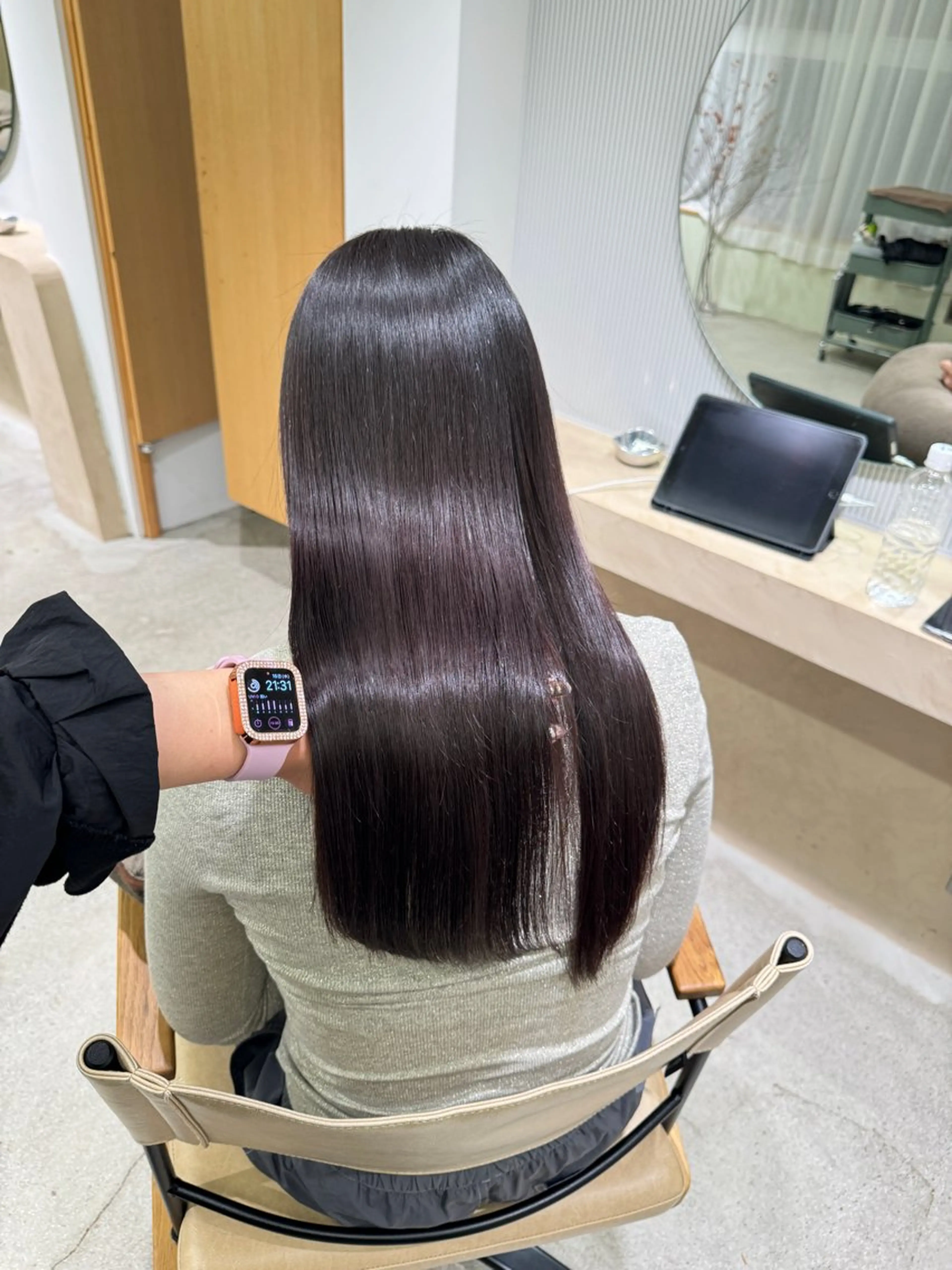 落合しほ/韓国ヘア/ 髪質改善/縮毛矯正のヘアスタイル