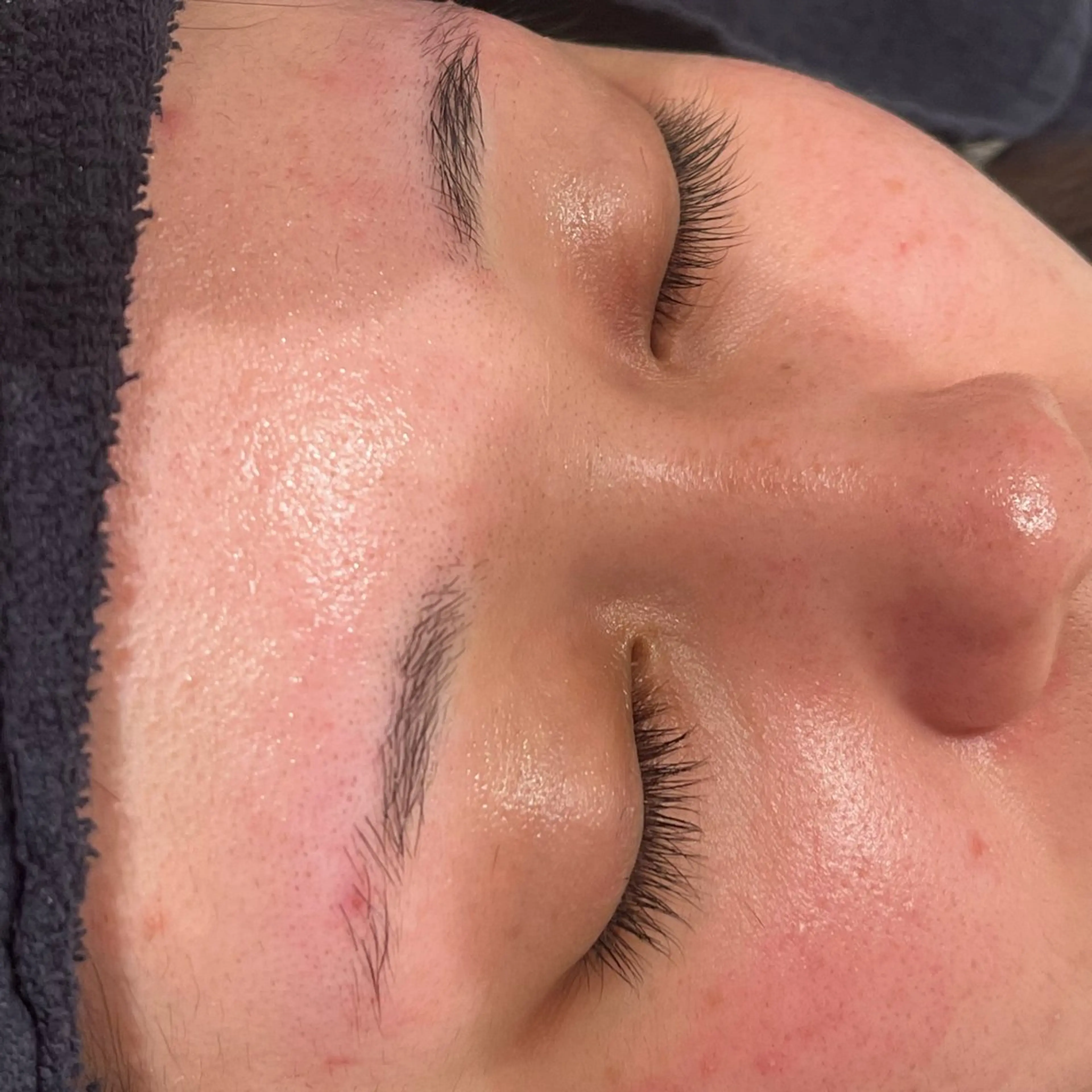 アイブロウ ワックス脱毛 メンズパーマ/ メッシュ📍ユリのヘアスタイル