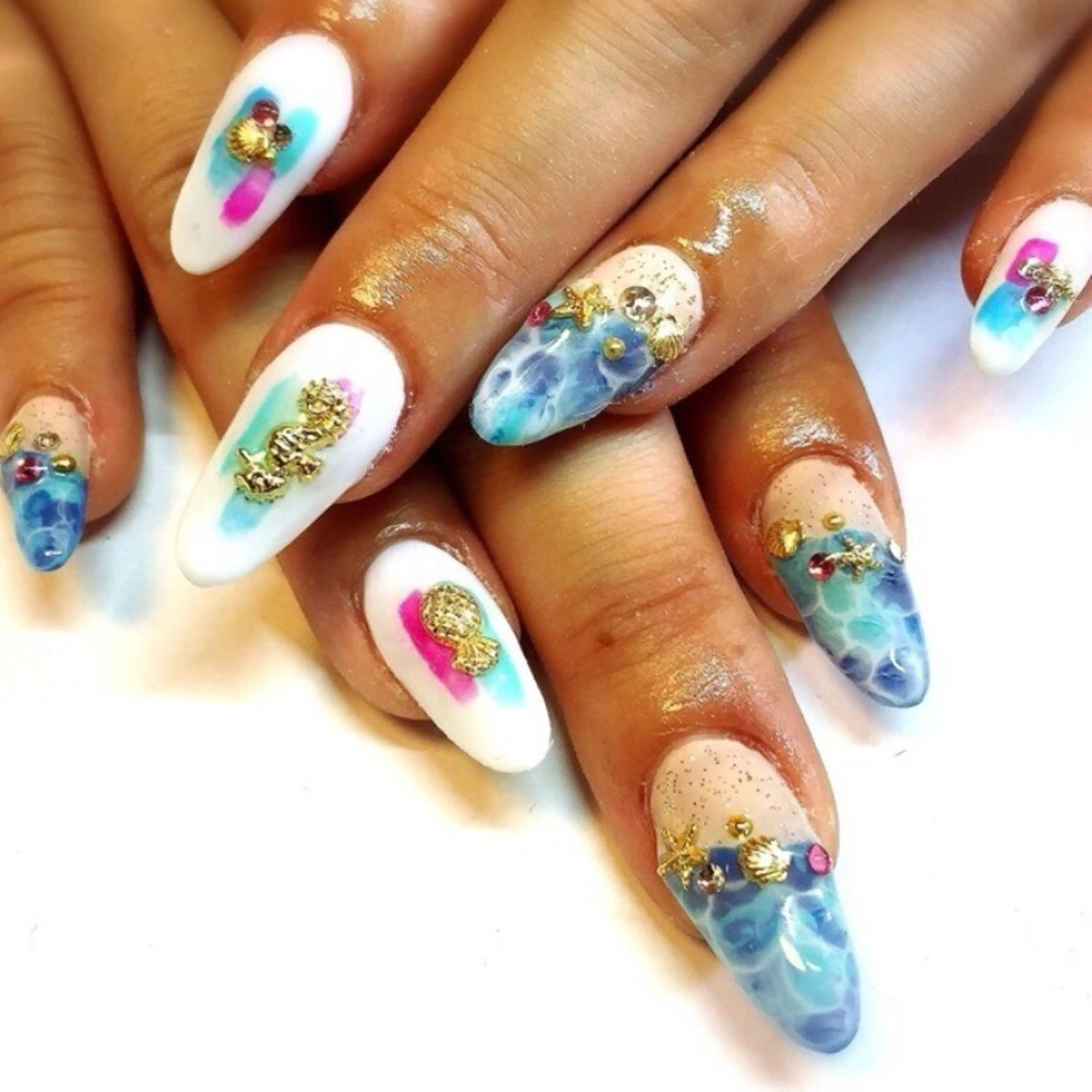 ネイル アートネイル 安藤 Charlotteのネイルデザイン