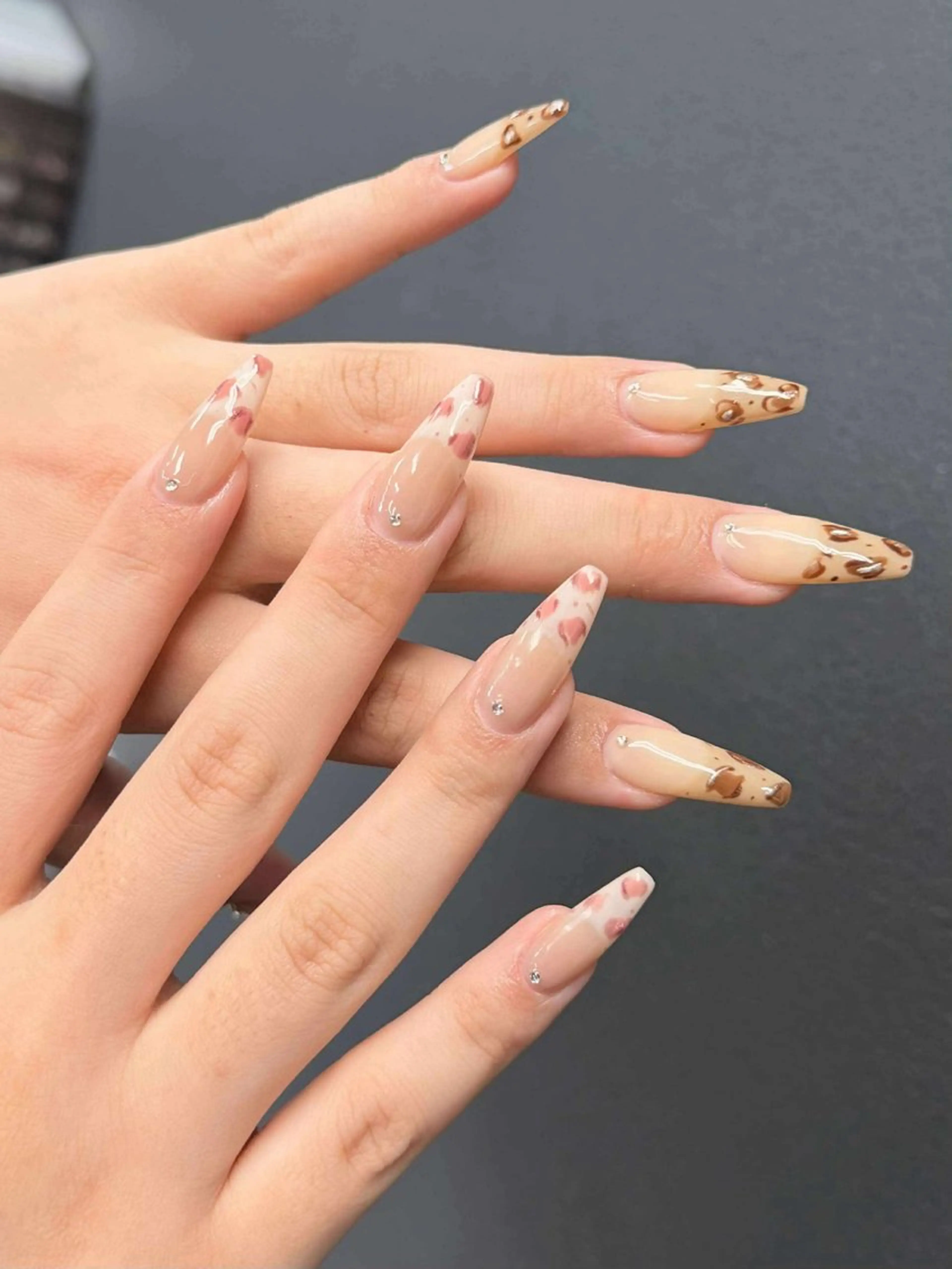 ネイル ハンドネイル Tini ANA.CHUOのネイルデザイン