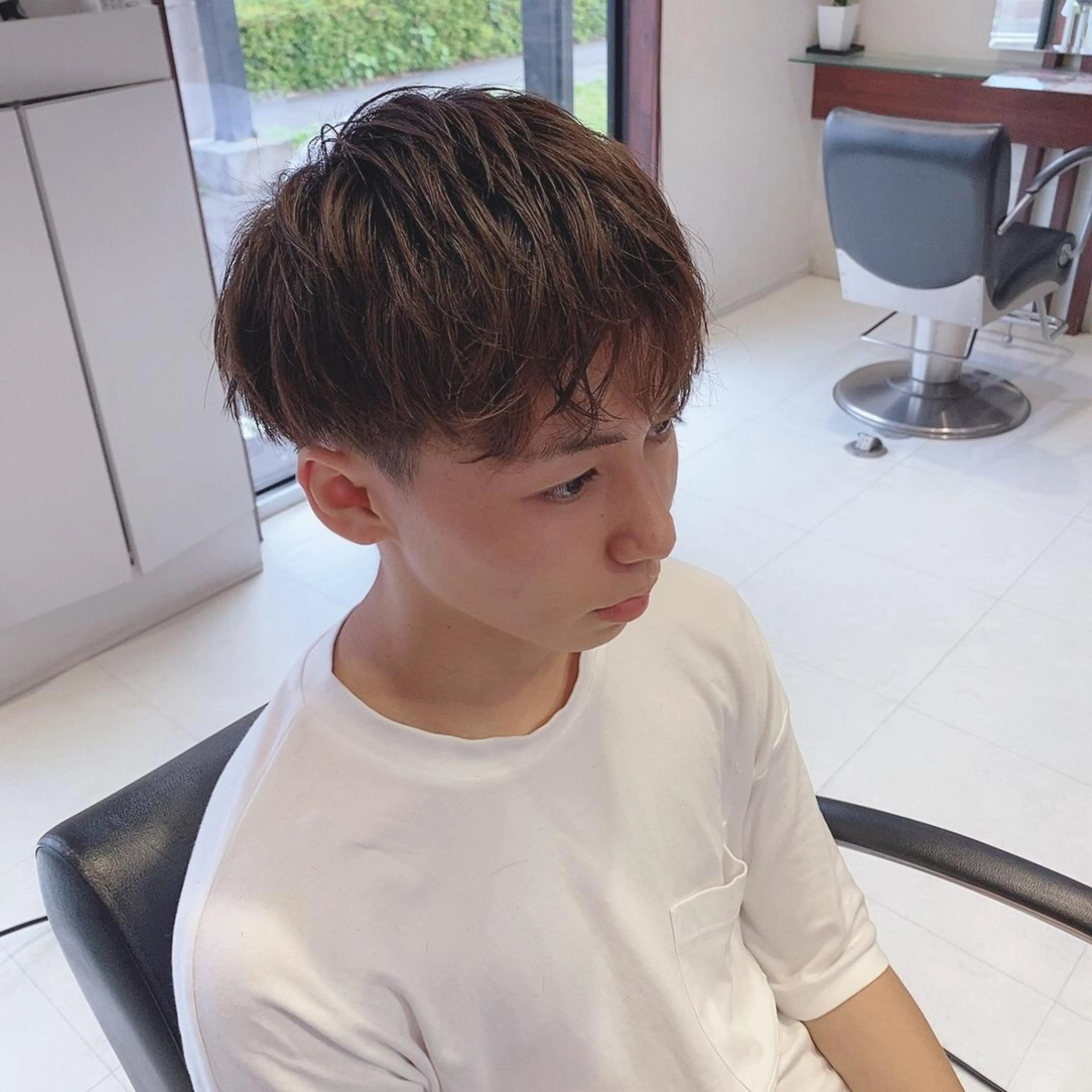 カラー パーマ メンズ 岡田まみ🍒🤍 透明感カラーのヘアスタイル