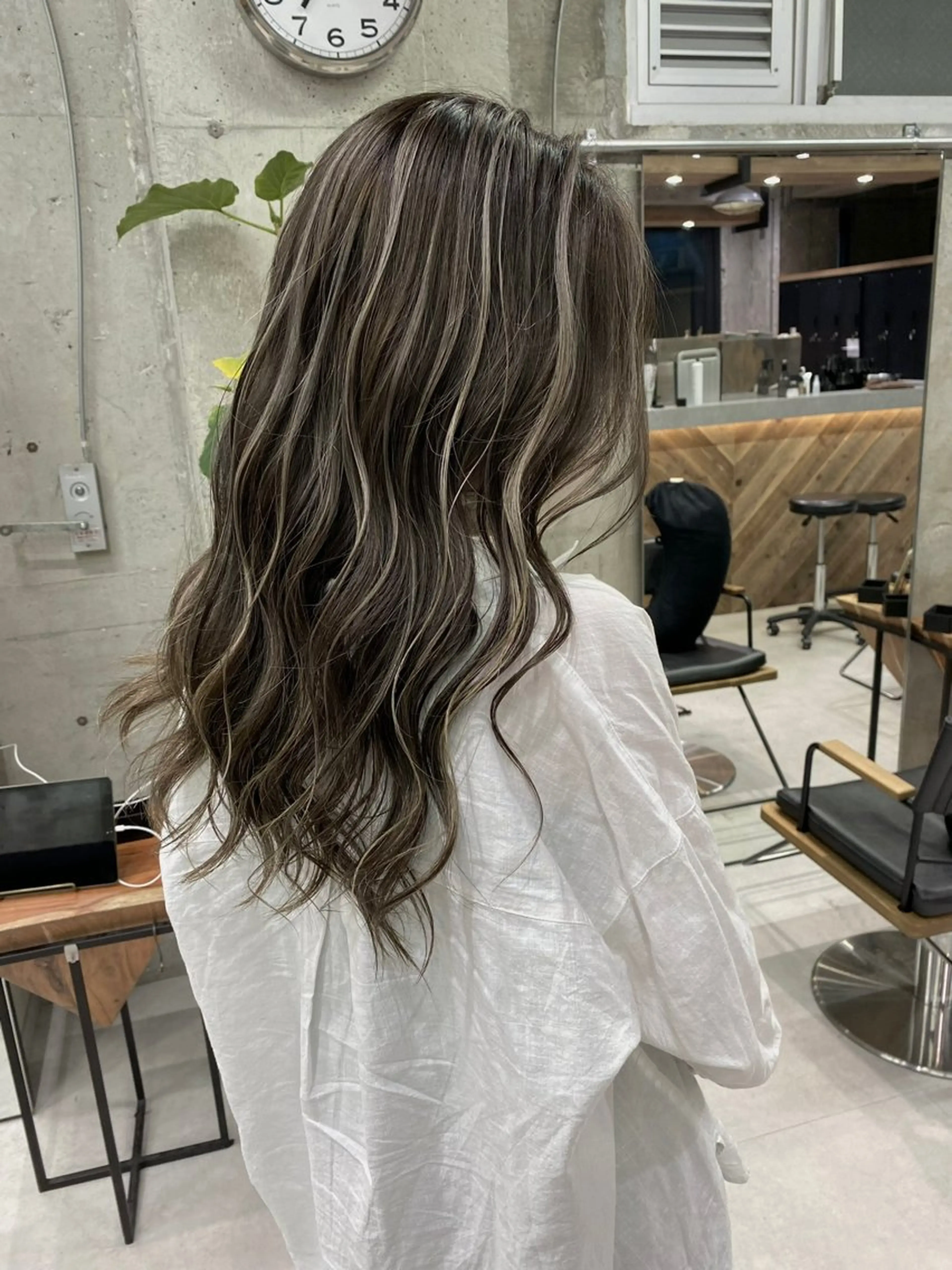 【今だけ限定！】ハイライト🧡✨（ケアブリーチ込み）の写真