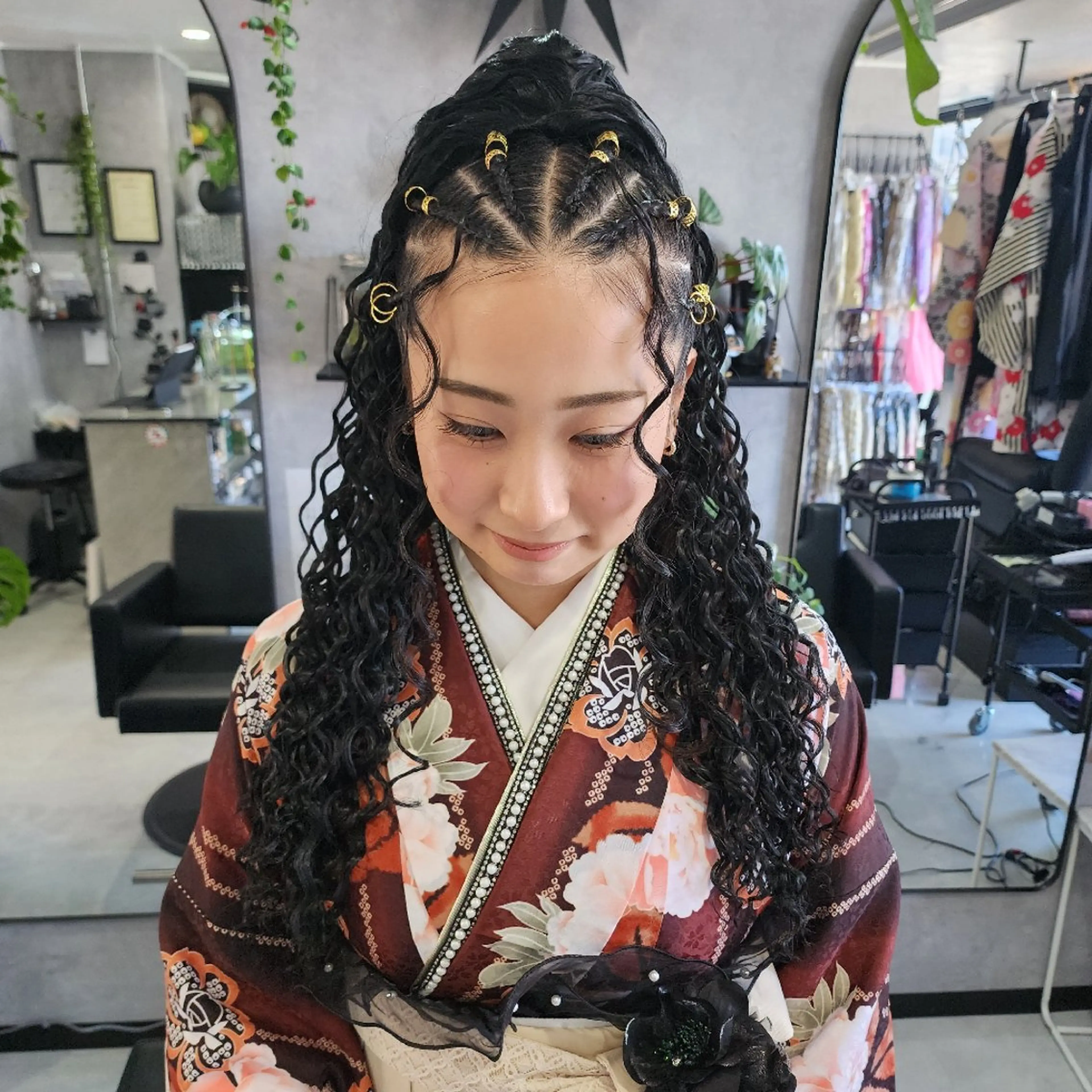 ヘアアレンジ 成人式 卒業式のヘアスタイル ESTELA... OHARA のヘアスタイル