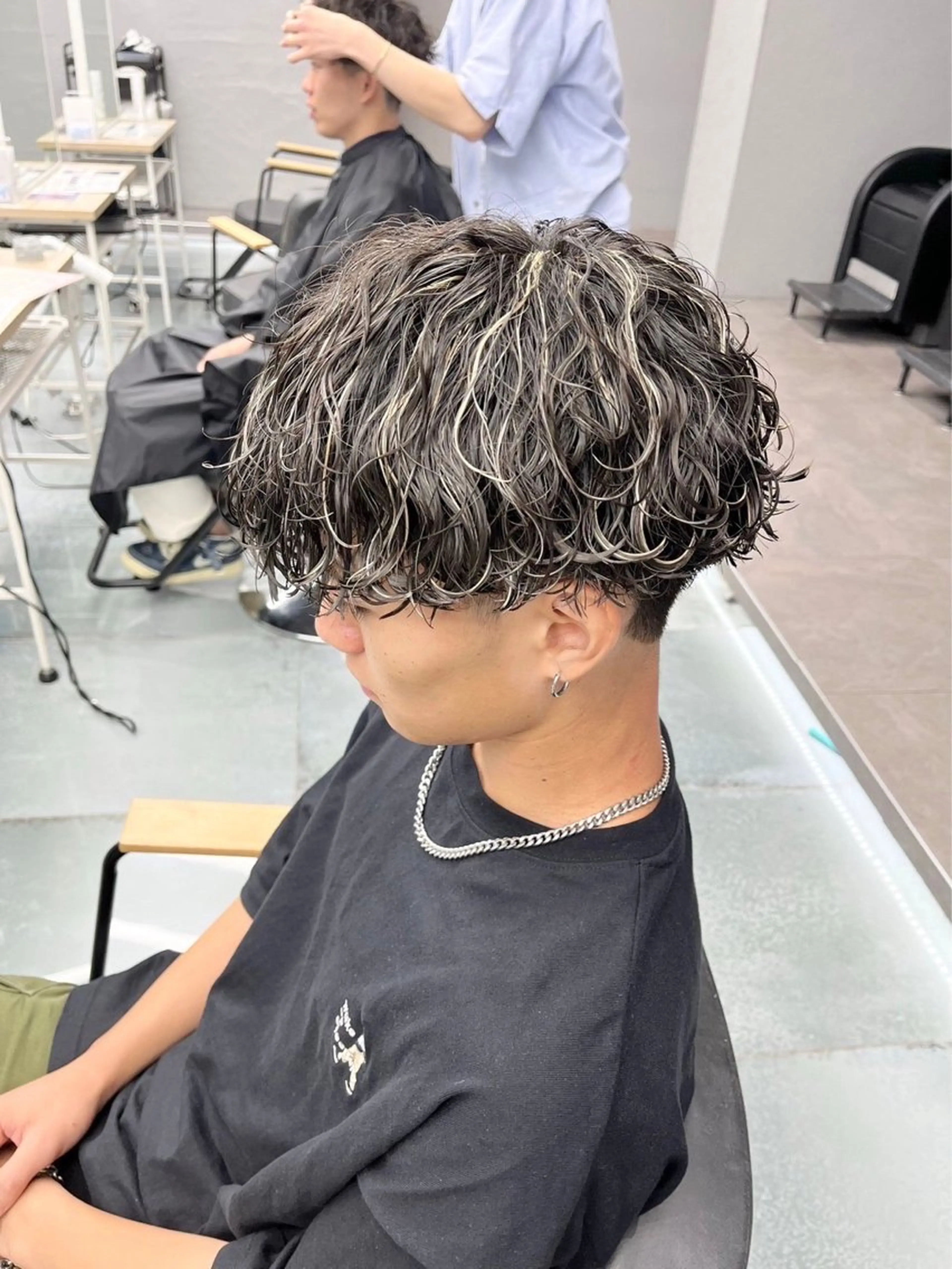 ショート パーマ メンズ メンズパーマ 波巻きパーマ メンズパーマ/韓国 ヘア/Mino🤍のヘアスタイル