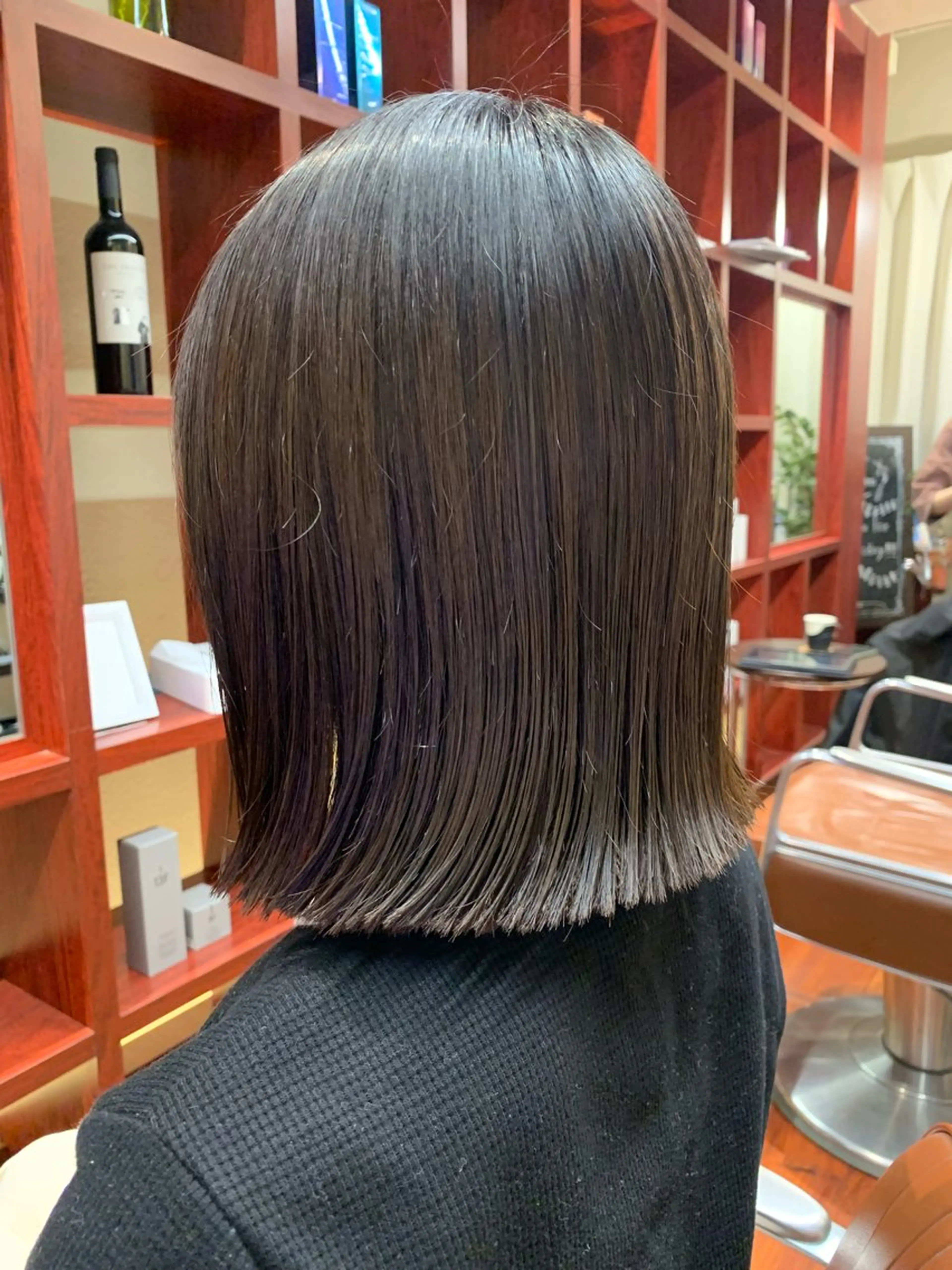 ミディアム 切りっぱなしボブ ボブ カット ヘアカラー トリートメント Yuuki🌷名古屋 栄 カラー/ボブのヘアスタイル