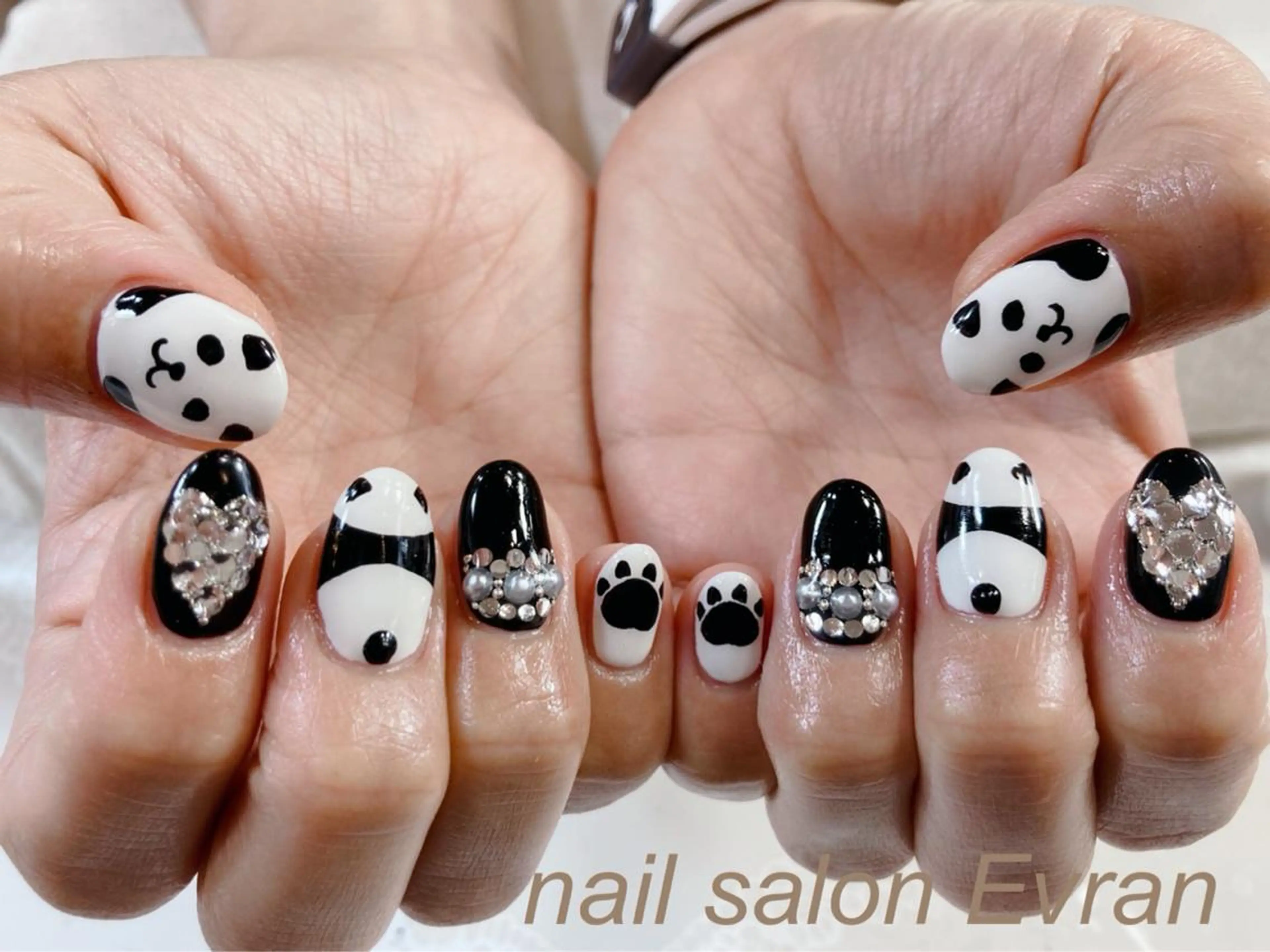 ネイル アートネイル Nail salon Evranのネイルデザイン