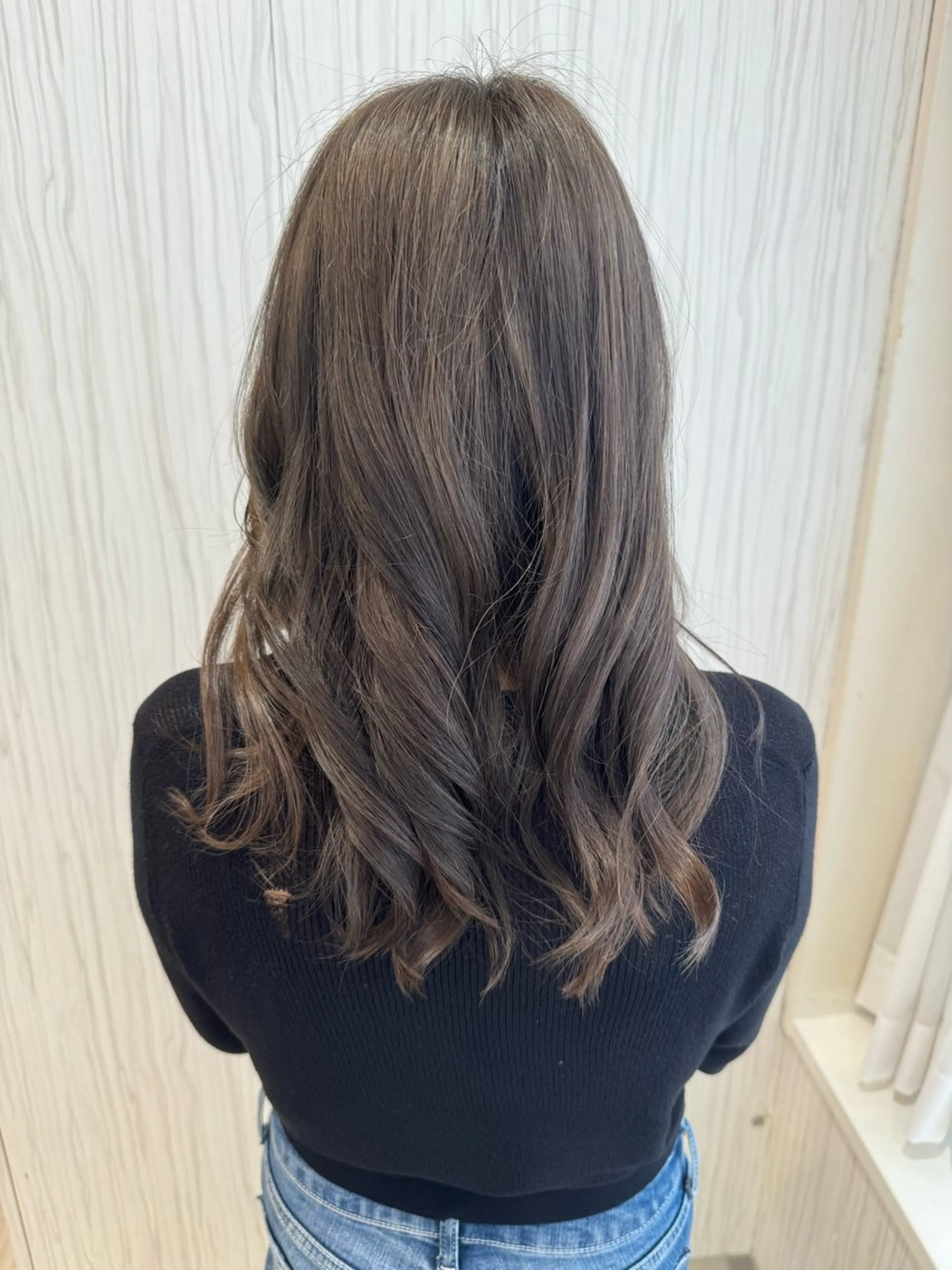 セミロング ヘアカラー 松尾 怜奈のヘアスタイル
