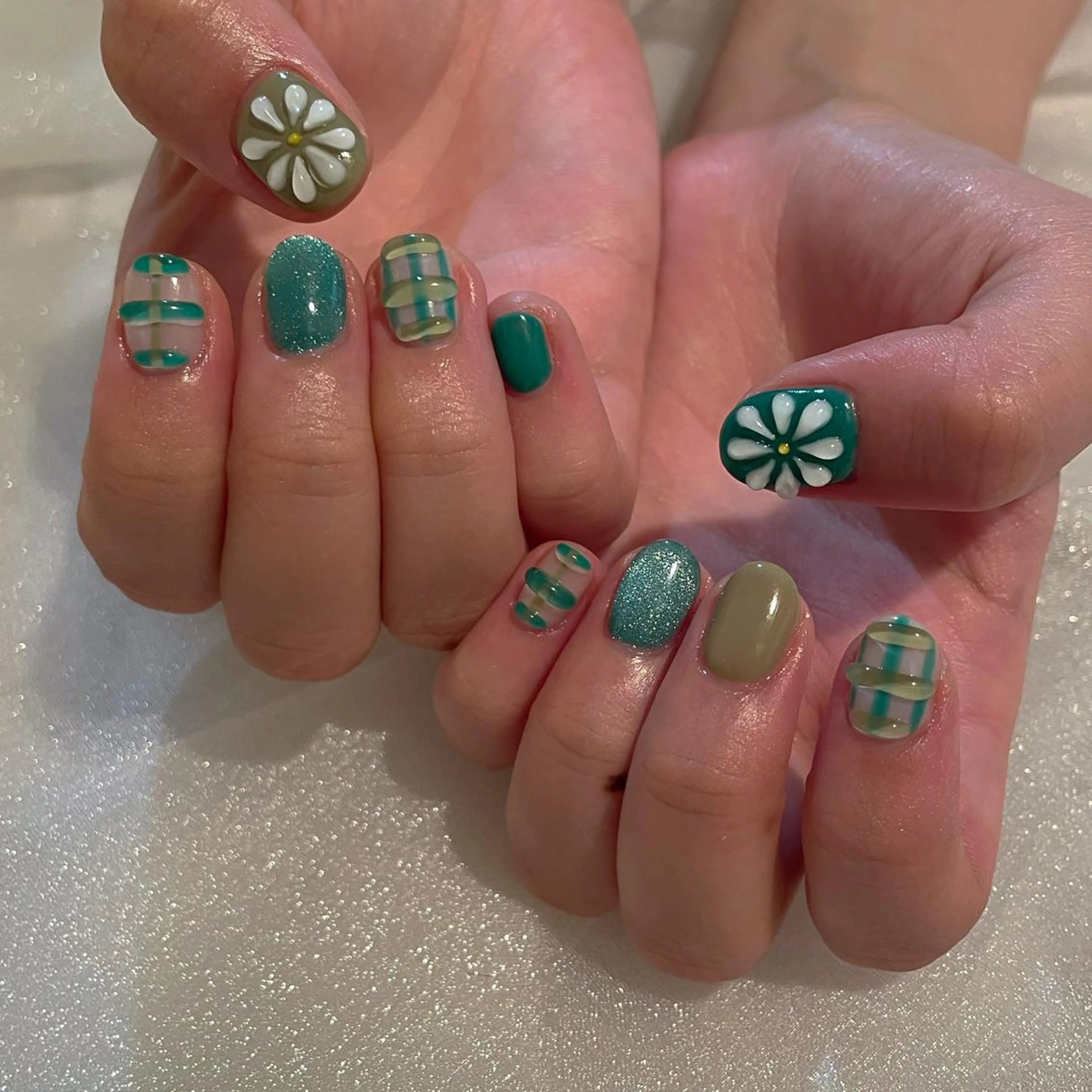 ネイル ハンドネイル ハンドケア lylynail YUUKAのネイルデザイン