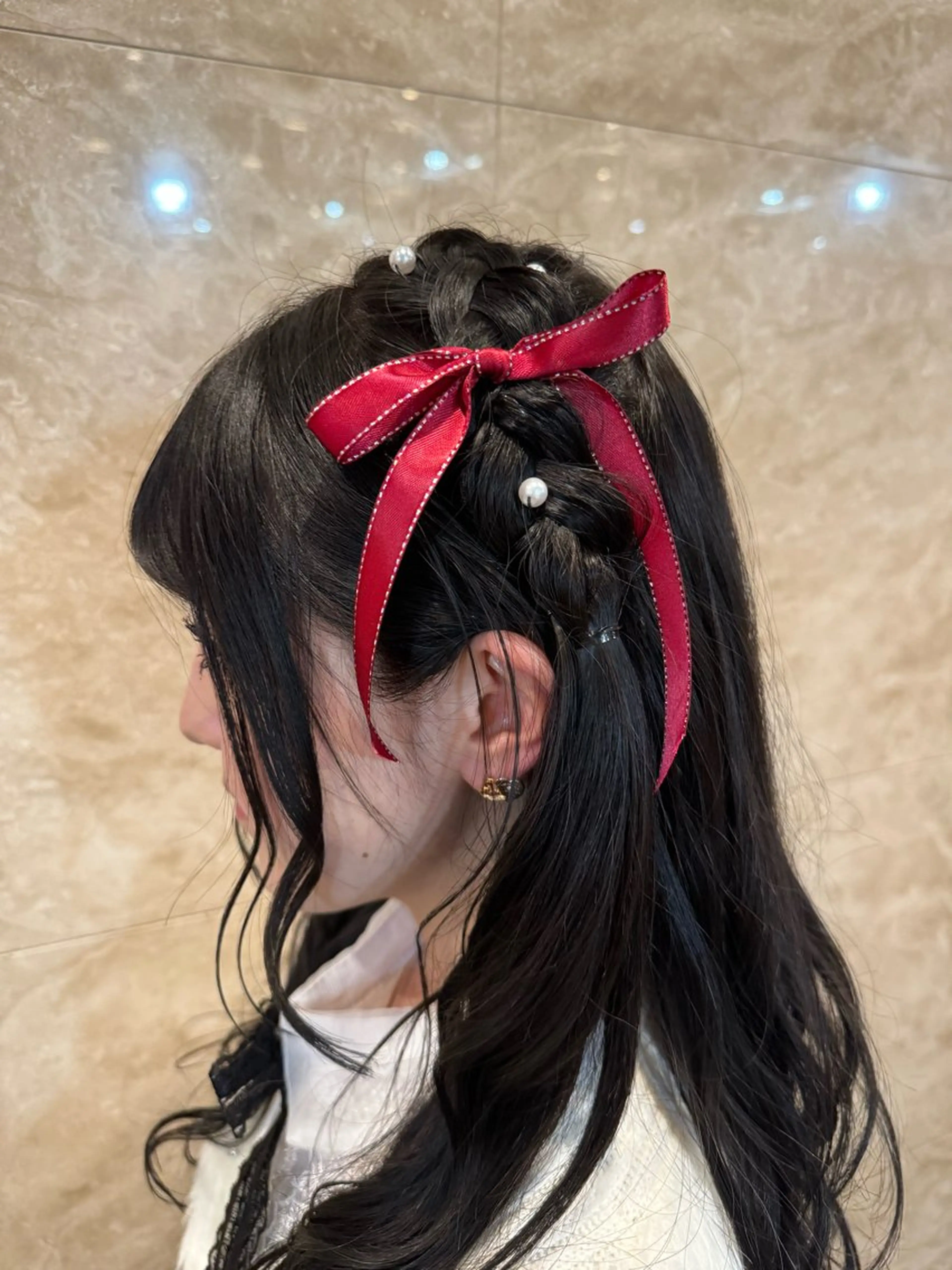 セミロング ヘアアレンジ ヘアセット 中島 由理菜のヘアスタイル