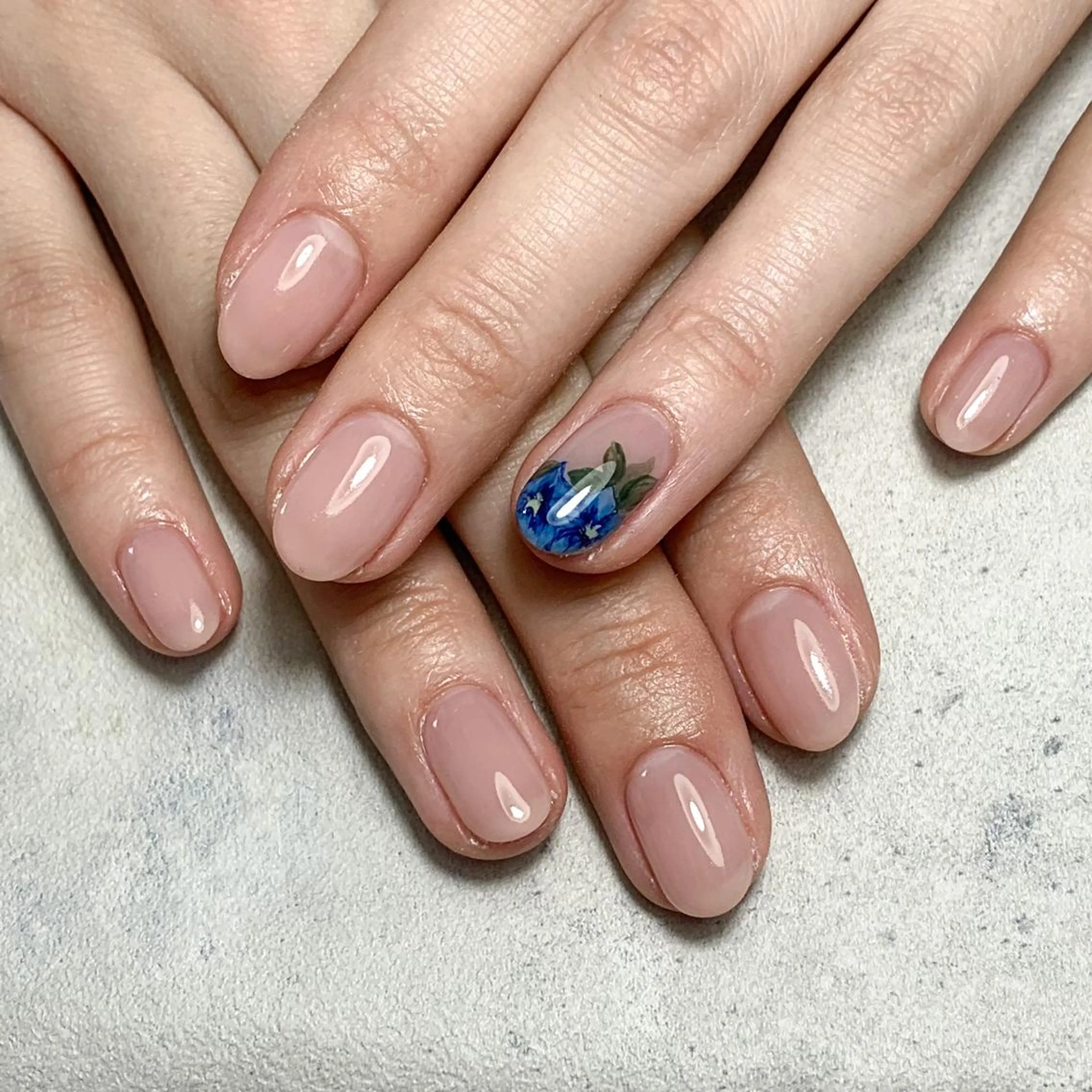 ネイル ジェルネイル FIORITURA aiのネイルデザイン