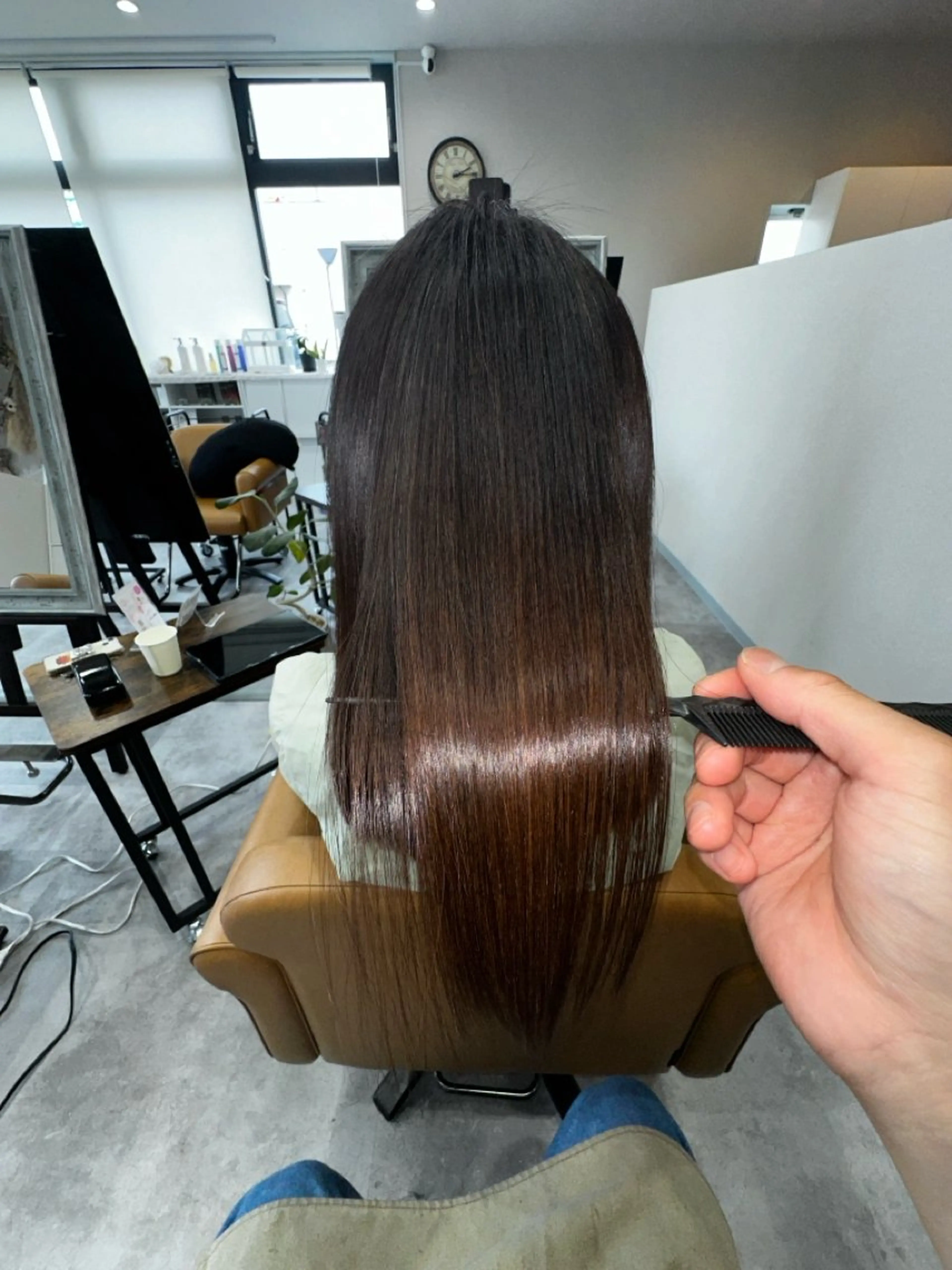 セミロング カット 縮毛矯正 トリートメント 伊藤 裕貴のヘアスタイル