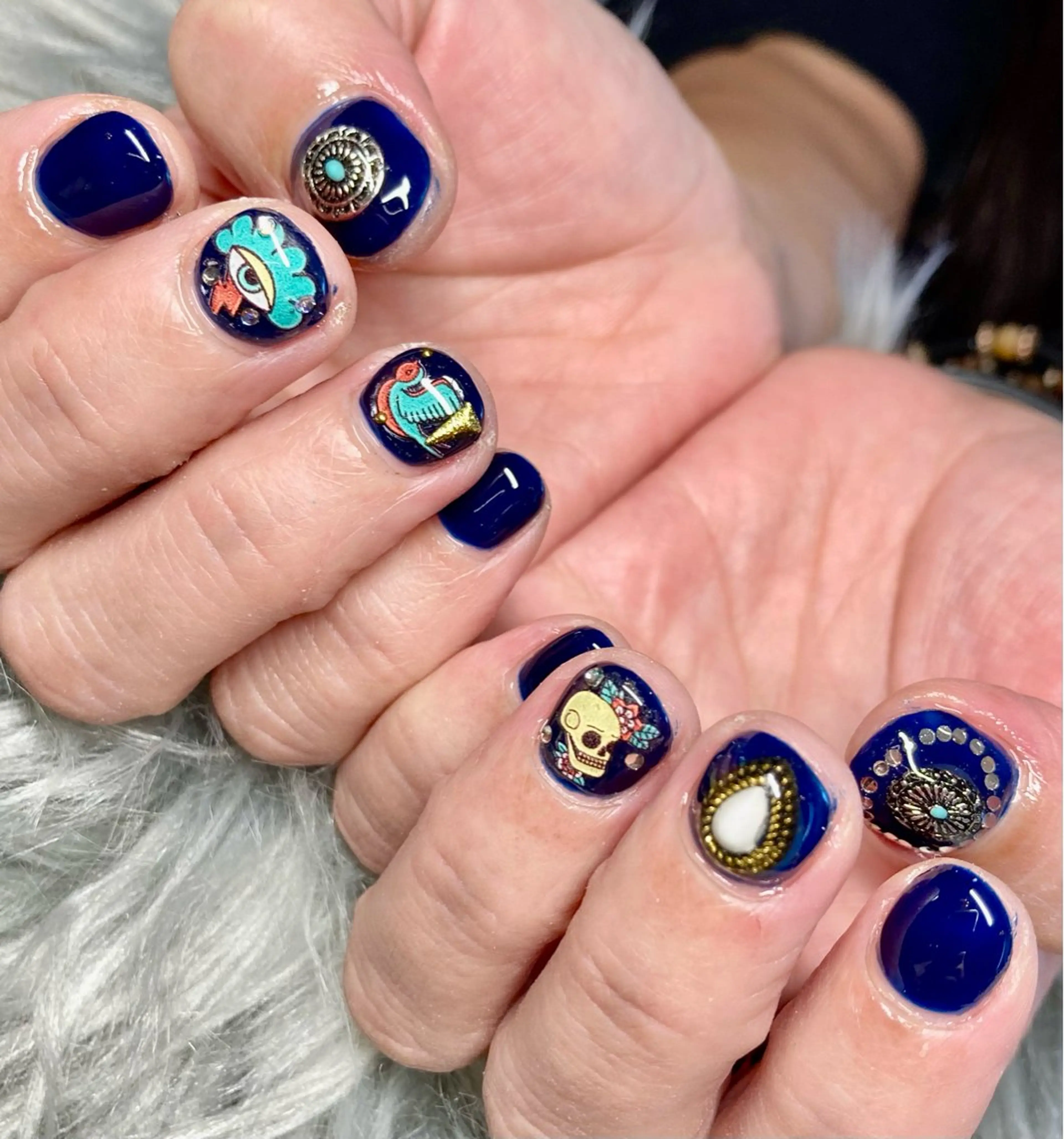 ネイル ハロウィン salon 喜’s casaのネイルデザイン