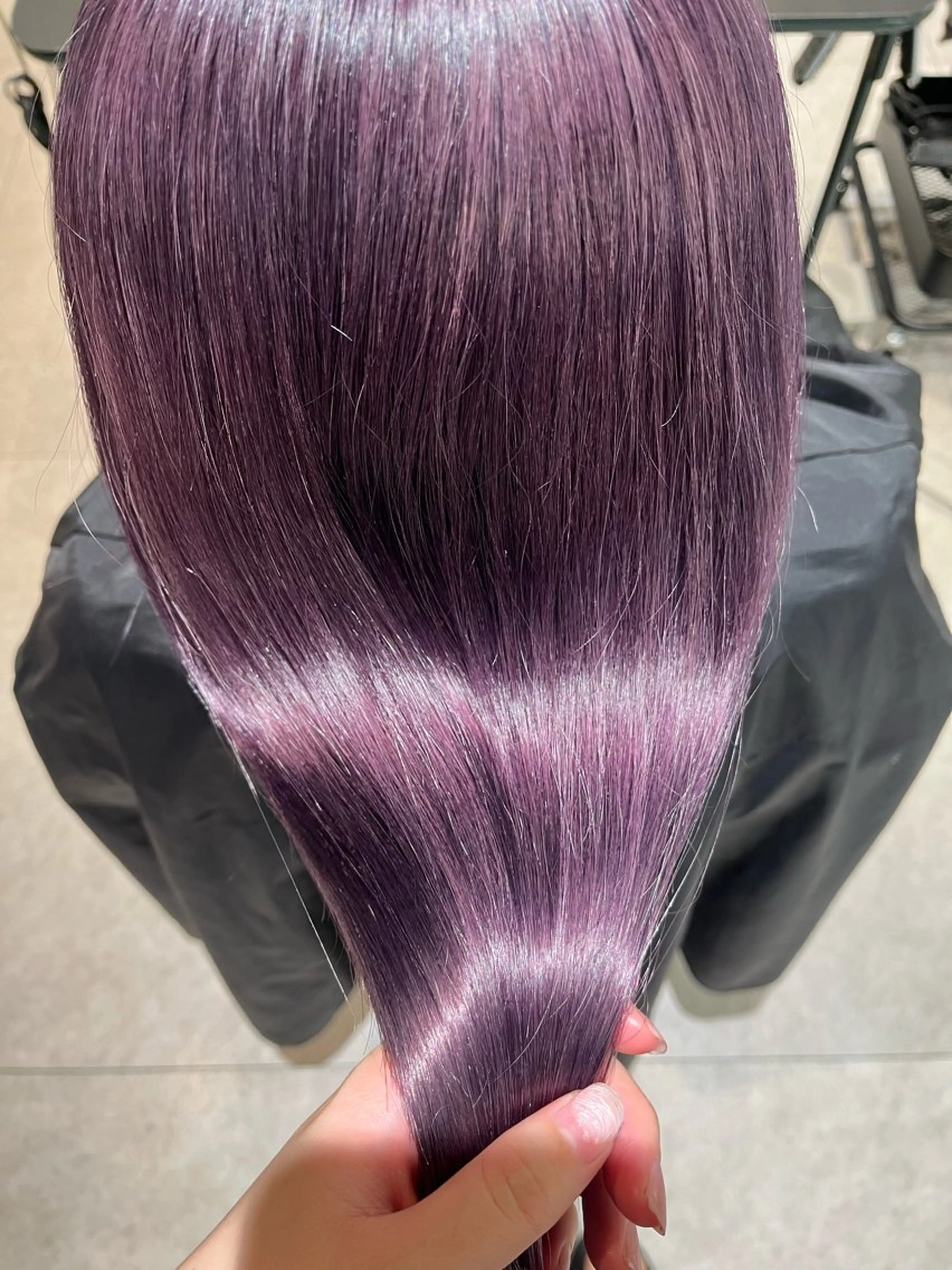 カラー AYA/films ショート／レイヤーのヘアスタイル