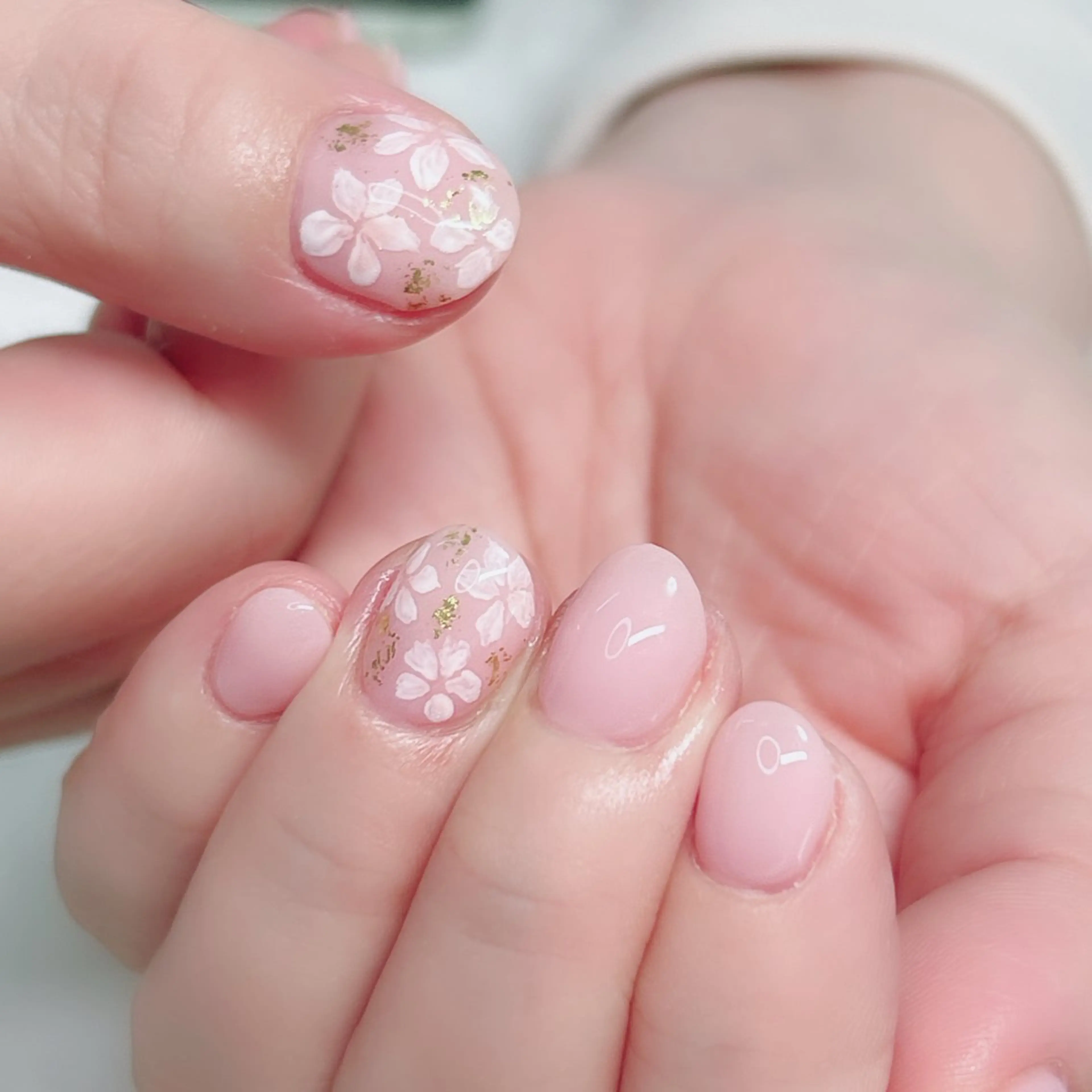 ネイル オーロラネイル ミラーネイル オフィスネイル ワンカラーネイル シンプルネイル ハンドネイル Cute Tips nailのネイルデザイン