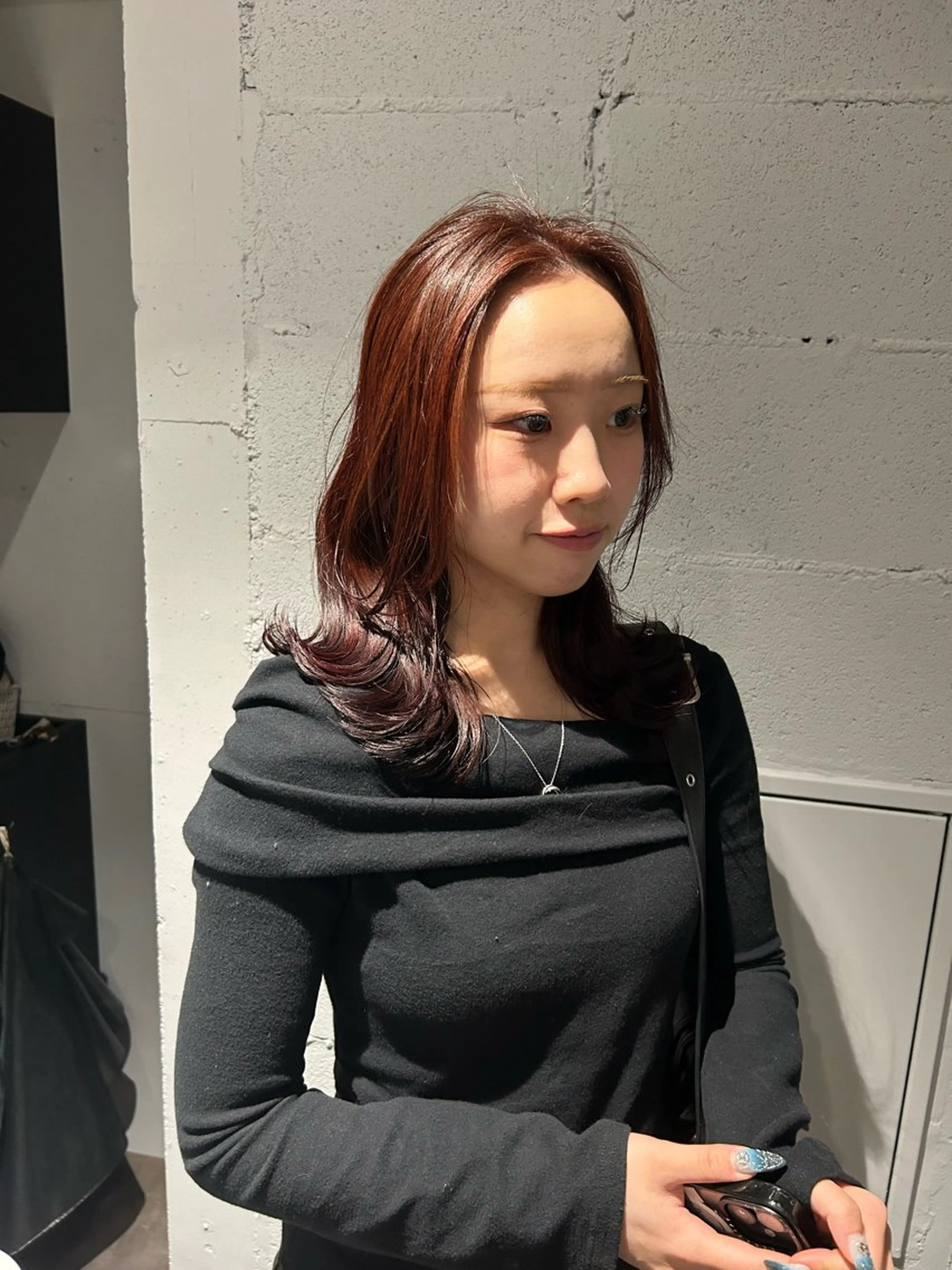 カラー アダチ ヒナタのヘアスタイル