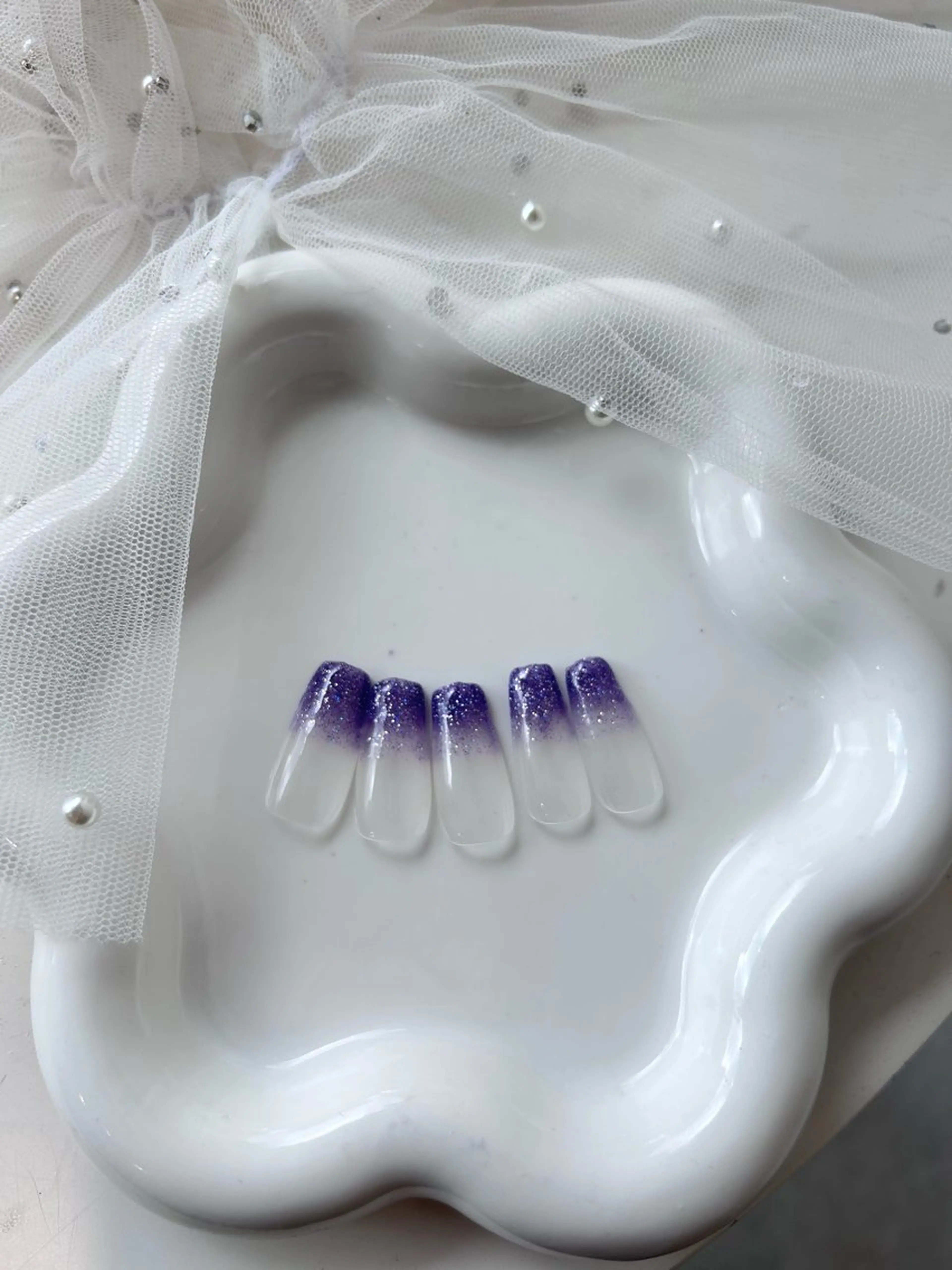 ネイル グラデーション ラメ(グリッター) ラメグラデーション ストーンネイル vante yudukiのネイルデザイン