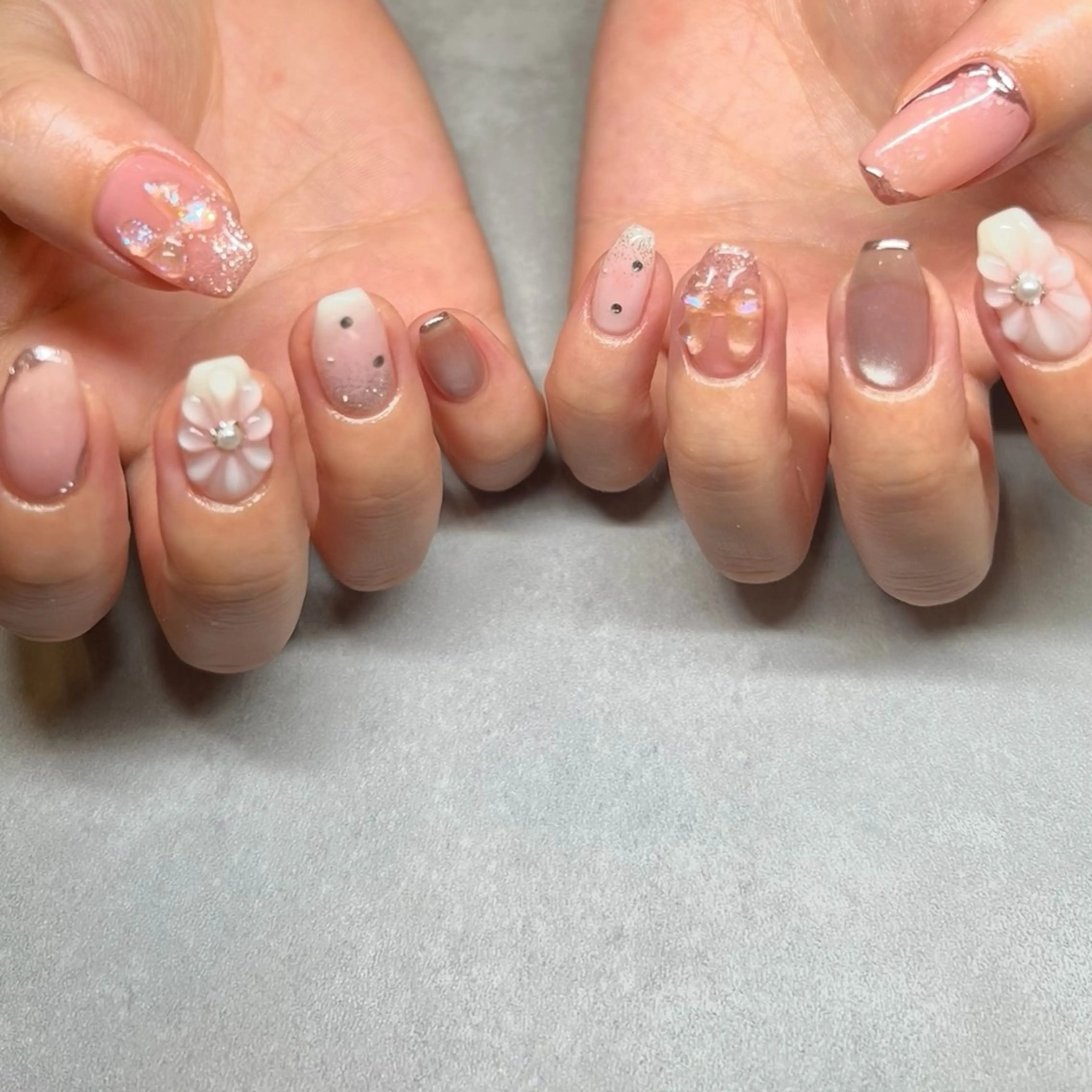 ネイル YUKO🩶 sofa立川のネイルデザイン