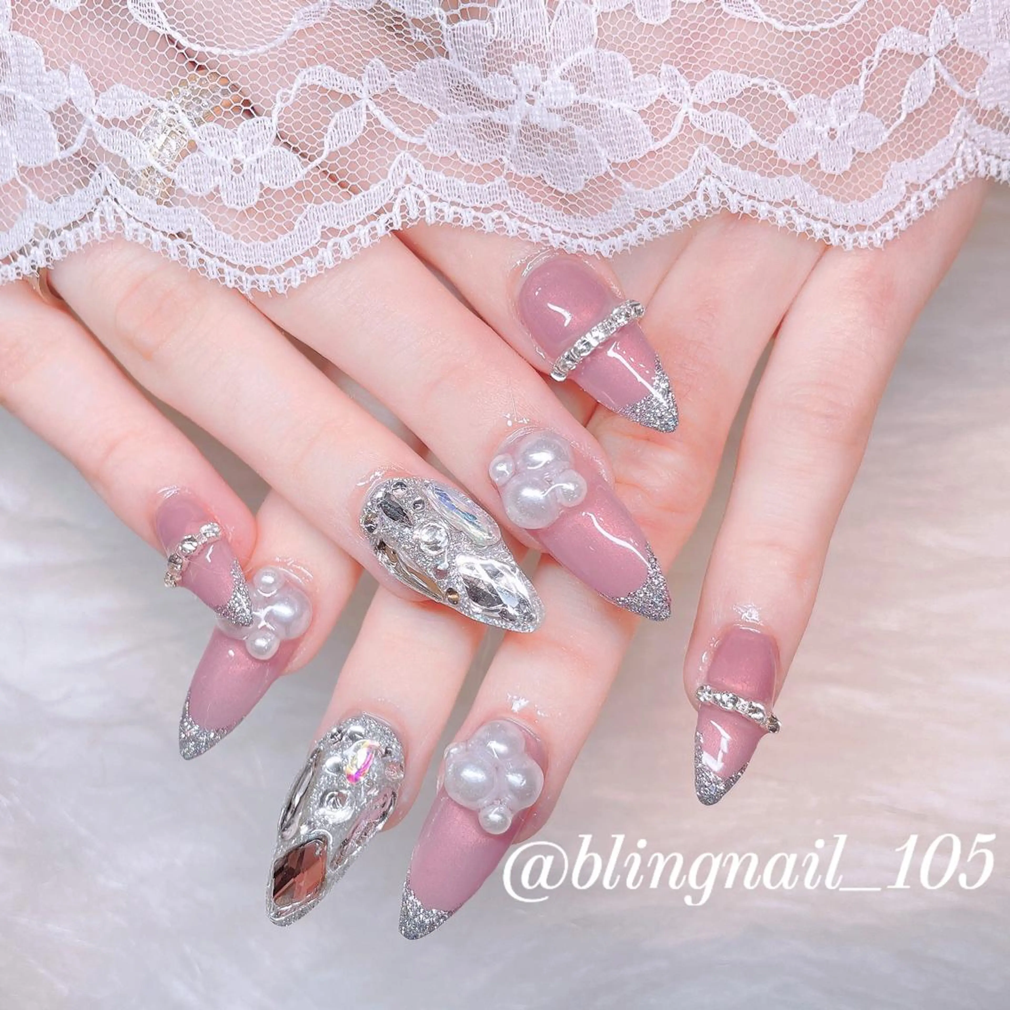 ネイル 23時まで❤︎韓国、 ワンホンネイルのネイルデザイン