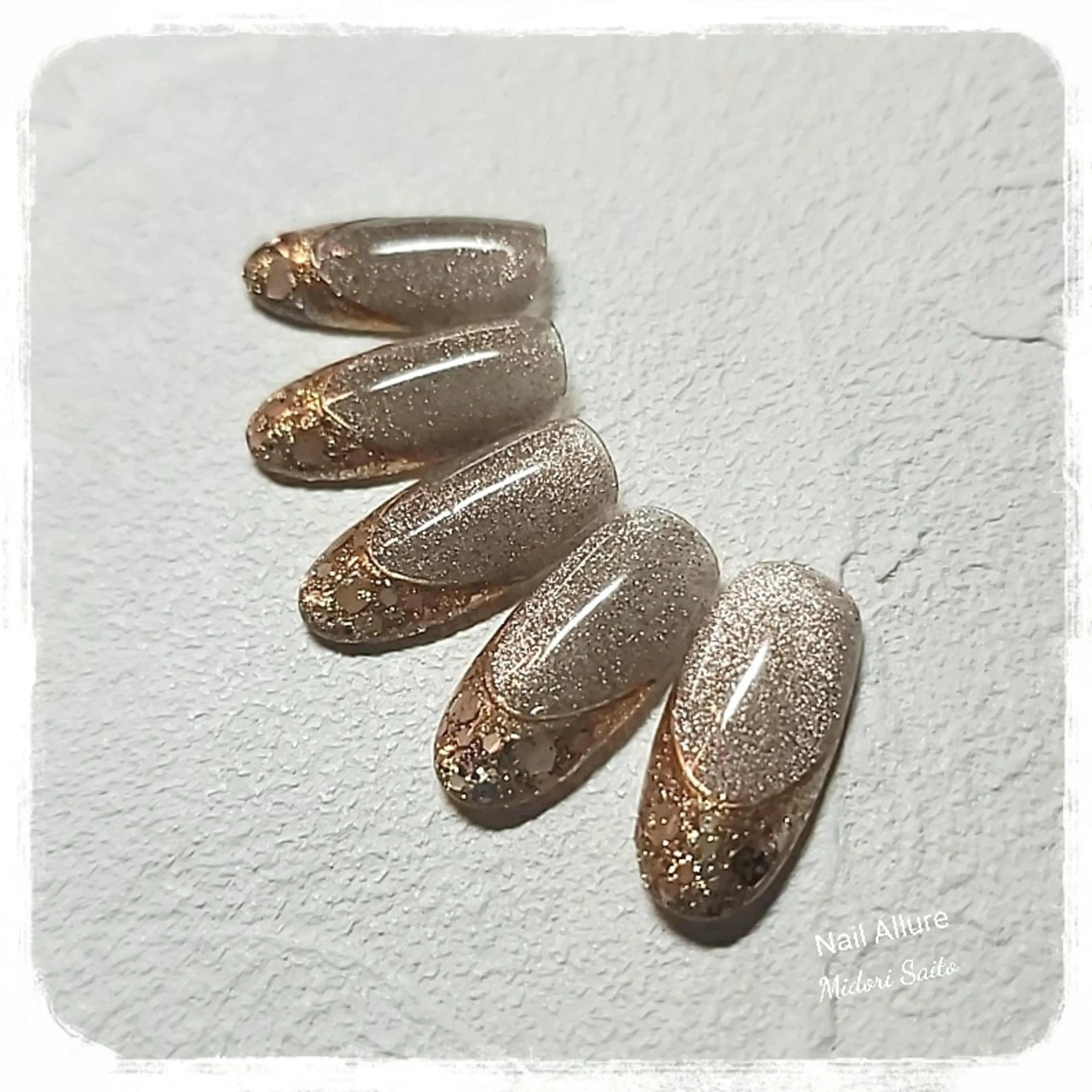 ネイル フレンチネイル ジェルネイル グリーン マグネットネイル マグネットフレンチ Nail Allure(ネイル アルーア)所属・Nail Allureのネイルデザイン