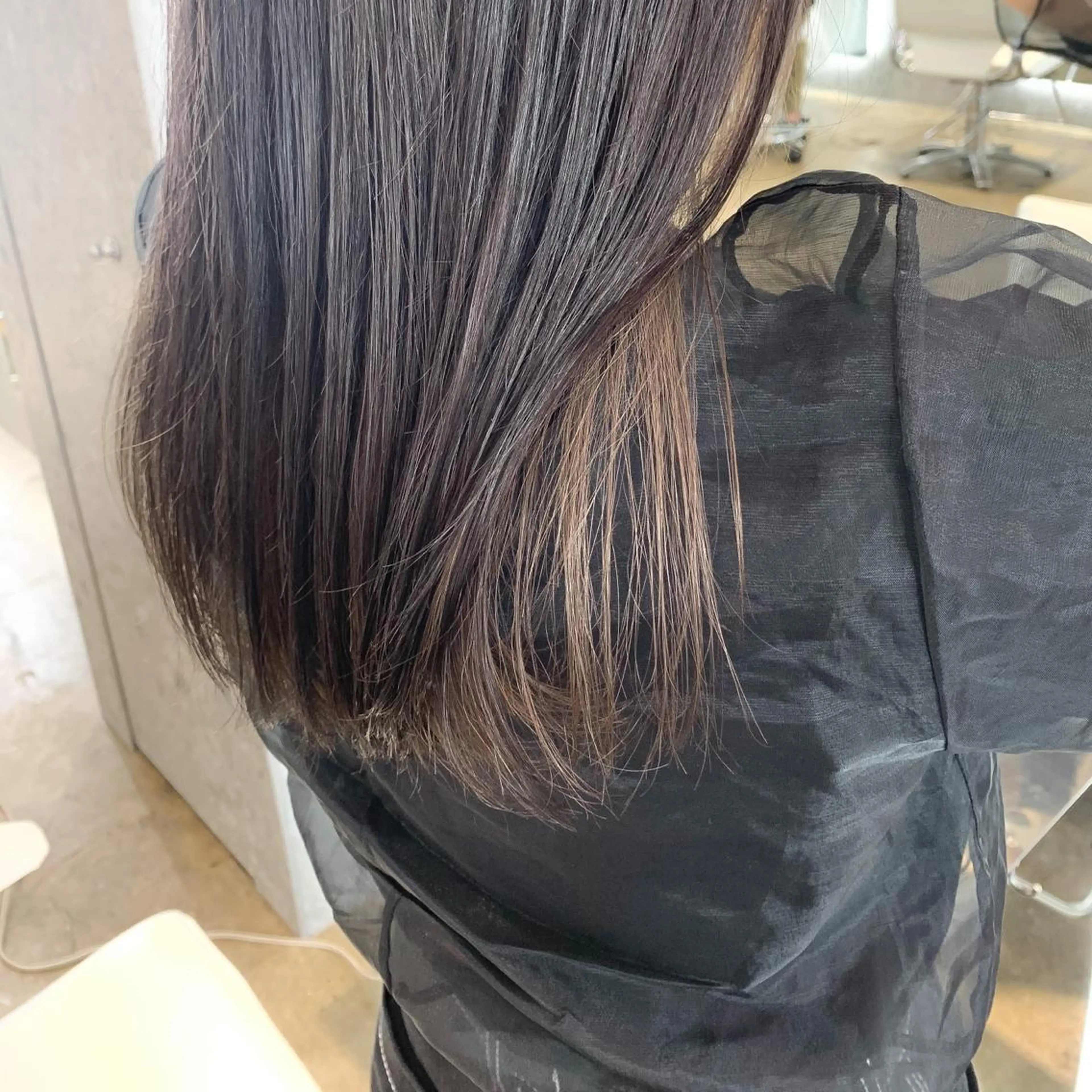 ロング カラー インナーカラー カット ヘアカラー トリートメント 山下 千明のヘアスタイル