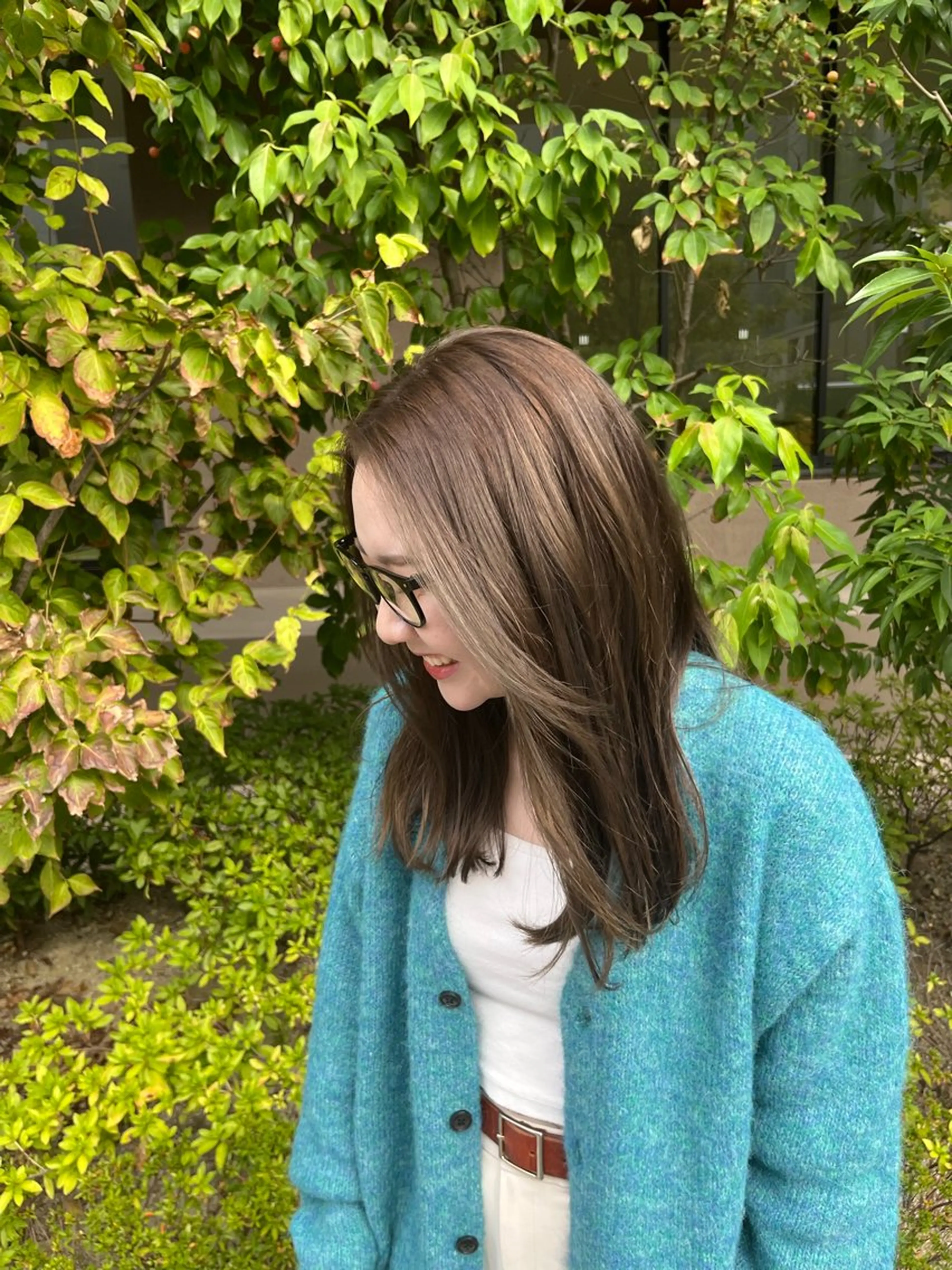 セミロング カラー ブリーチ カット ヘアカラー トリートメント 有田裕真 【ブリーチカラー】のヘアスタイル