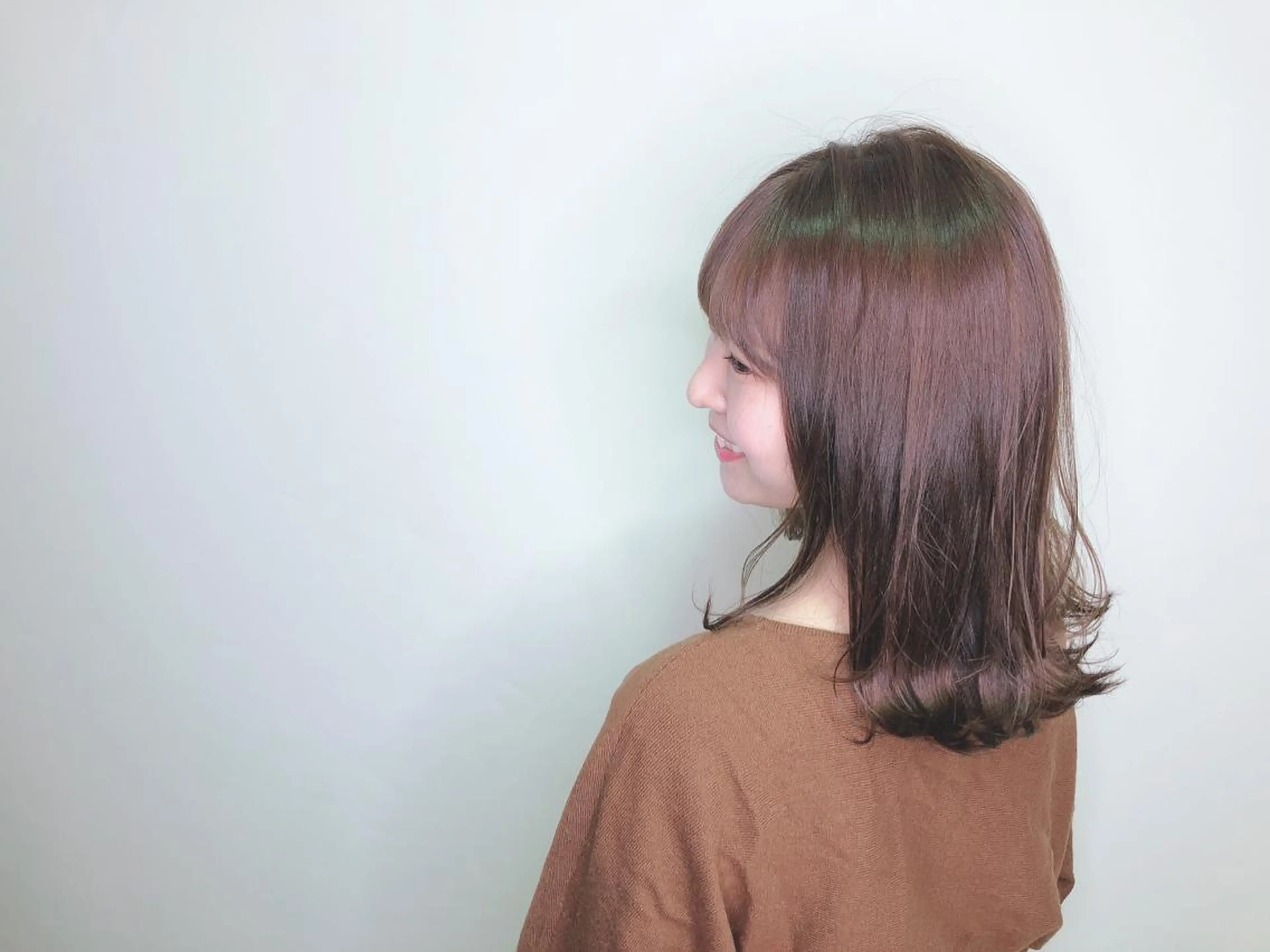 セミロング カラー ベージュカラー モカベージュ 美髪ヘア 藤田友輝のヘアスタイル