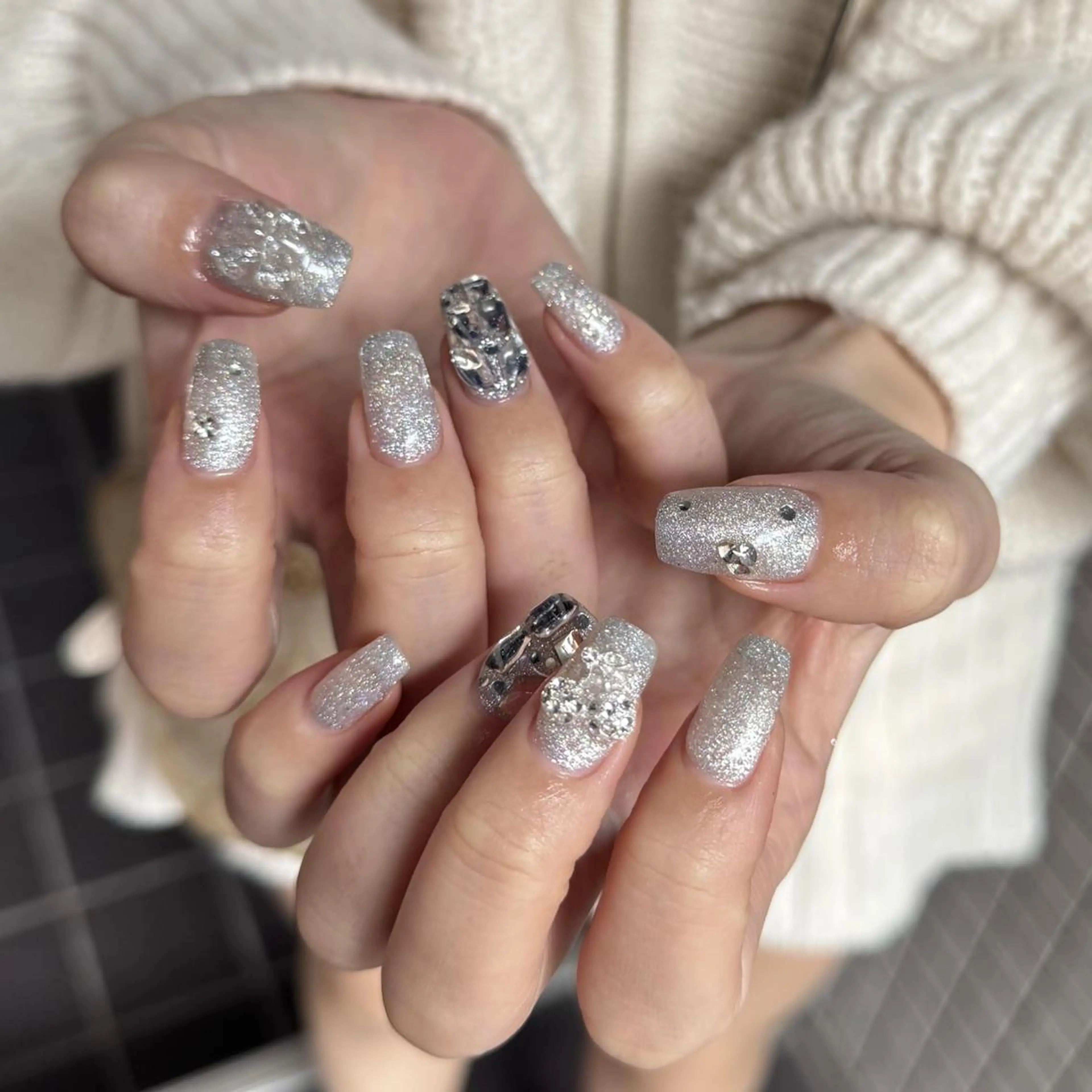 ミディアム ハンドネイル フットネイル 米山 慧のネイルデザイン