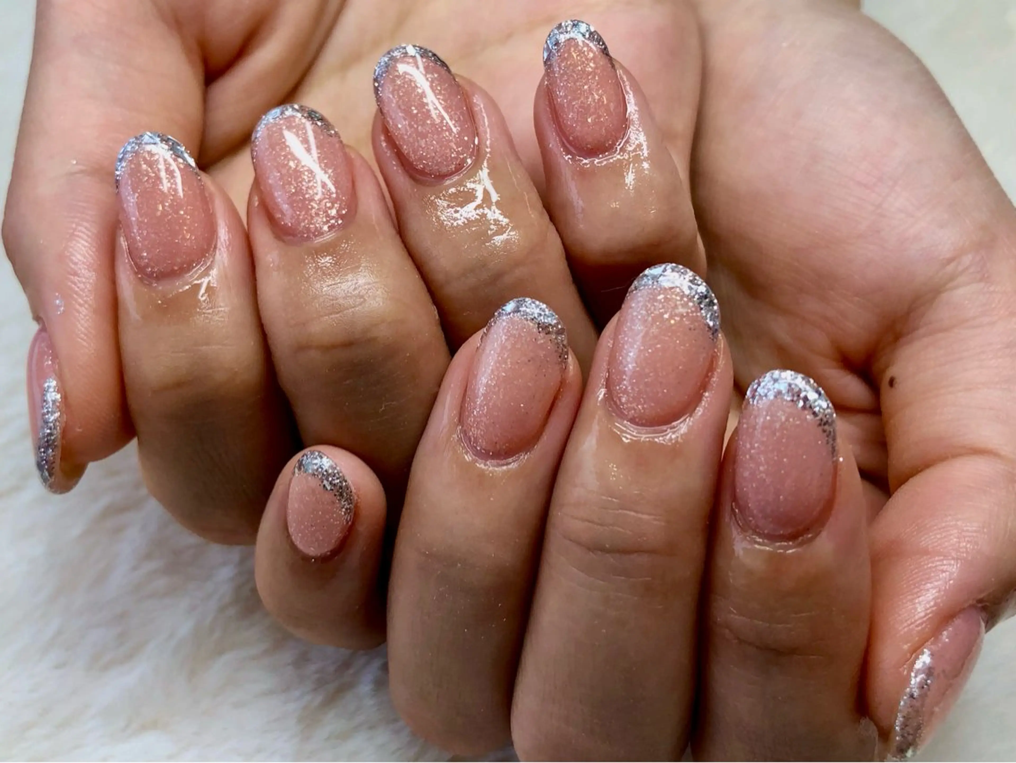 ネイル フレンチネイル ガラスフレンチ キラキラネイル ハンドネイル ハンドケア Epokku ネイルサロンのネイルデザイン