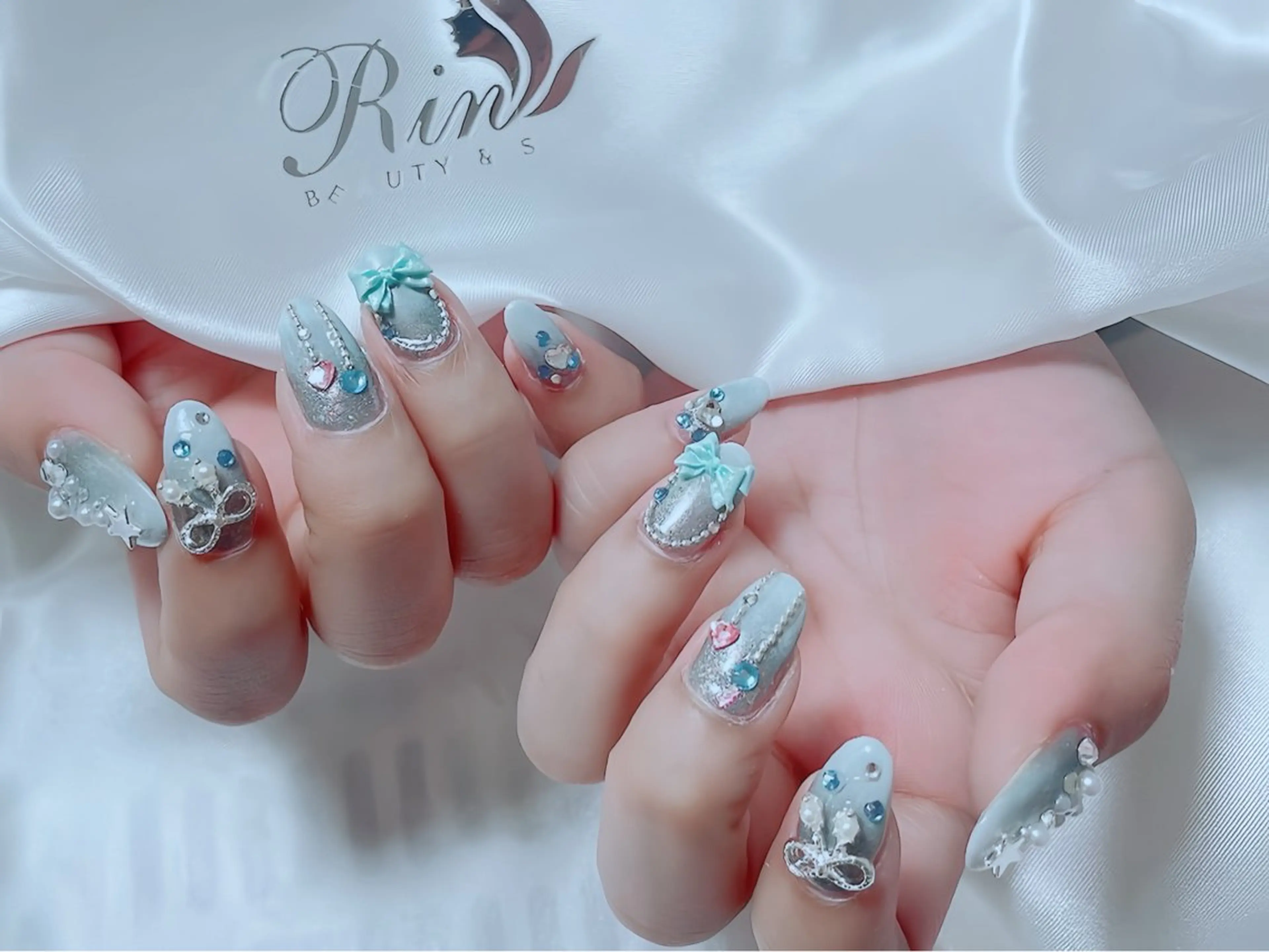 ネイル アニマル柄 ボルドー ブラウン チークネイル フレンチネイル ハンドネイル Rin Nail 新大久保店のネイルデザイン