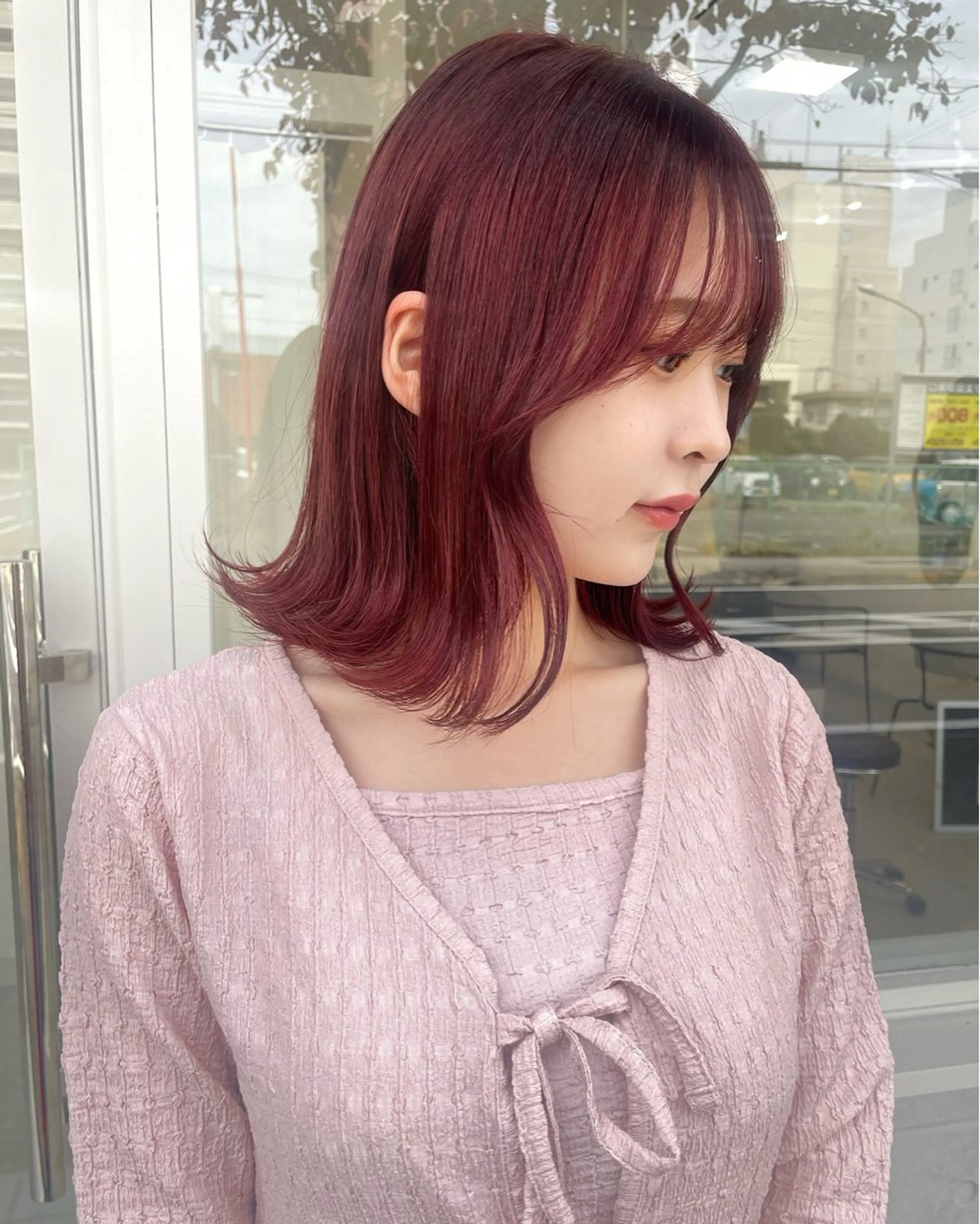 セミロング 韓国風ヘア mir MIYUのヘアスタイル