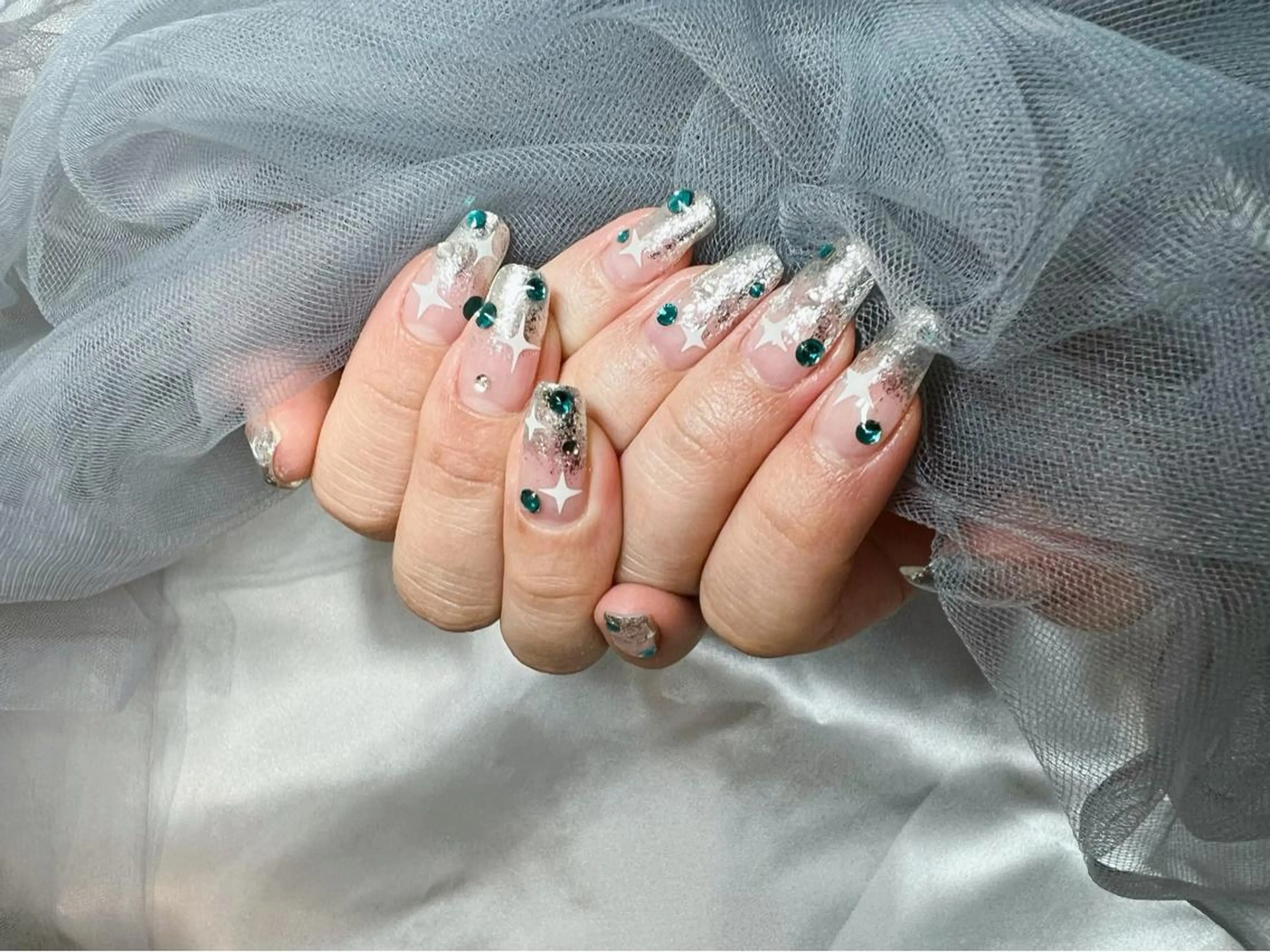 ネイル Lua.nail所属・🫧Lua.nail 🍒emuのネイルデザイン