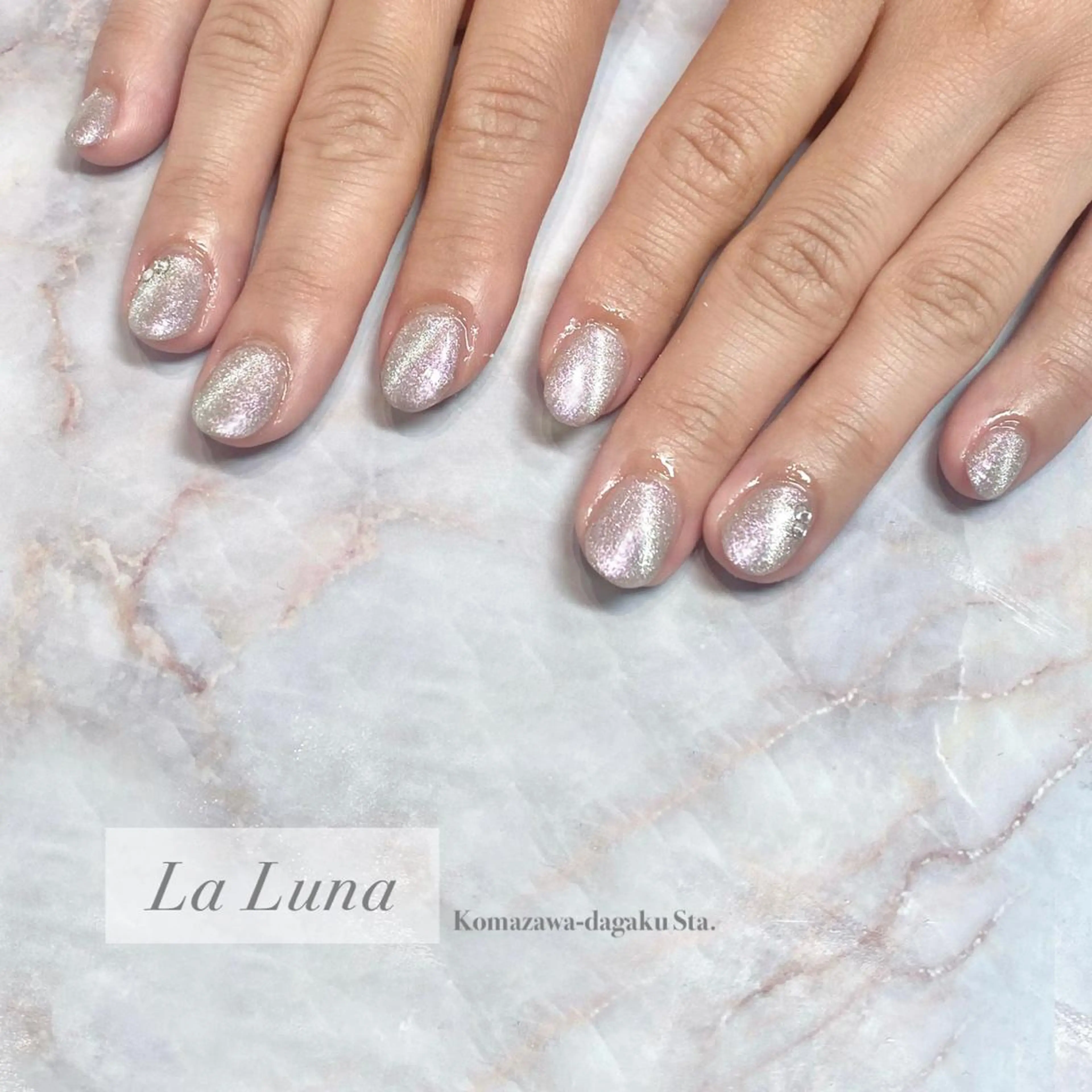 ネイル ＬａＬｕｎａ🌙 Natsukiのネイルデザイン