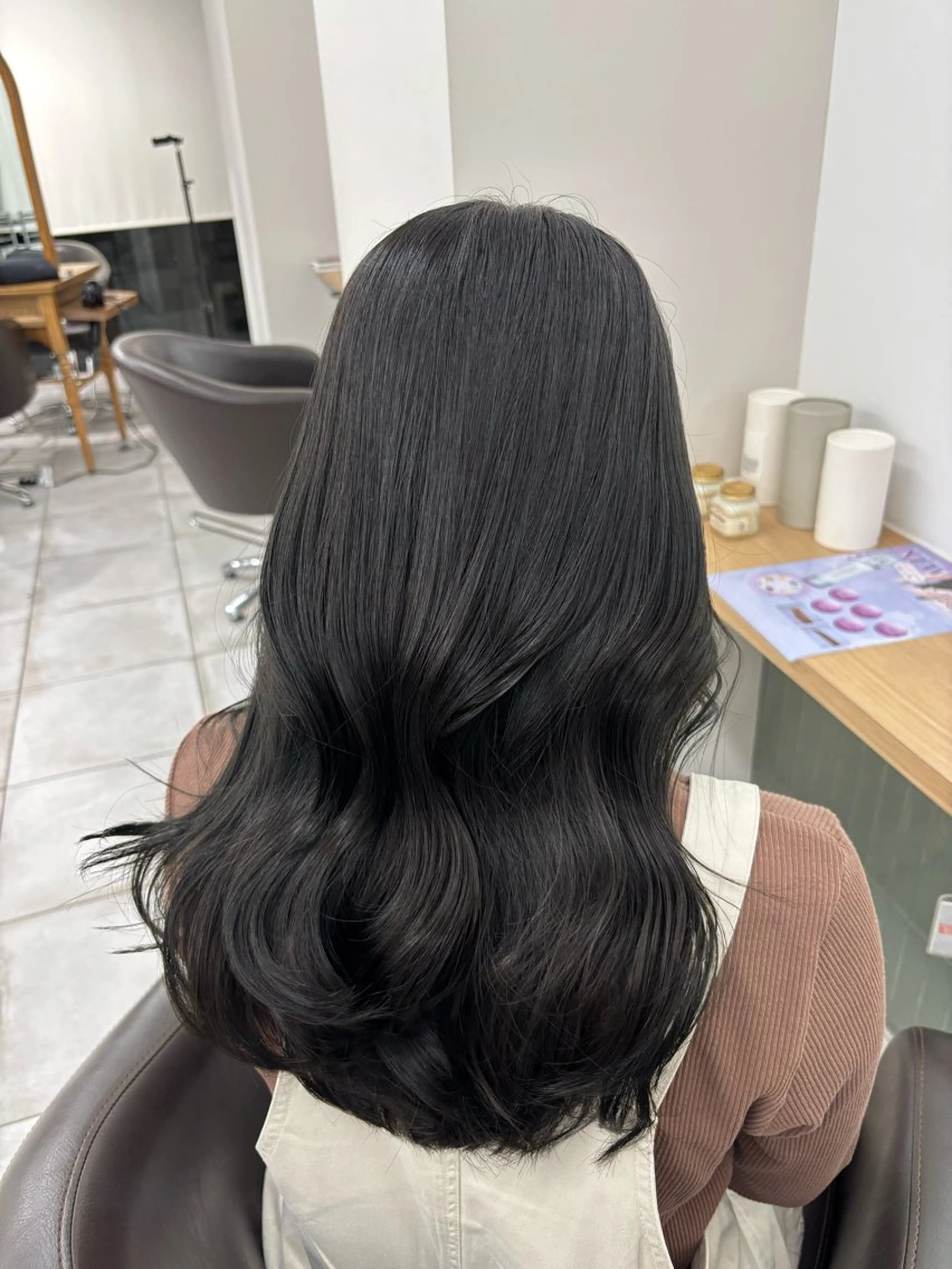 セミロング カラー ️髪質改善カラー /美髪矯正🎀こゆきのヘアスタイル