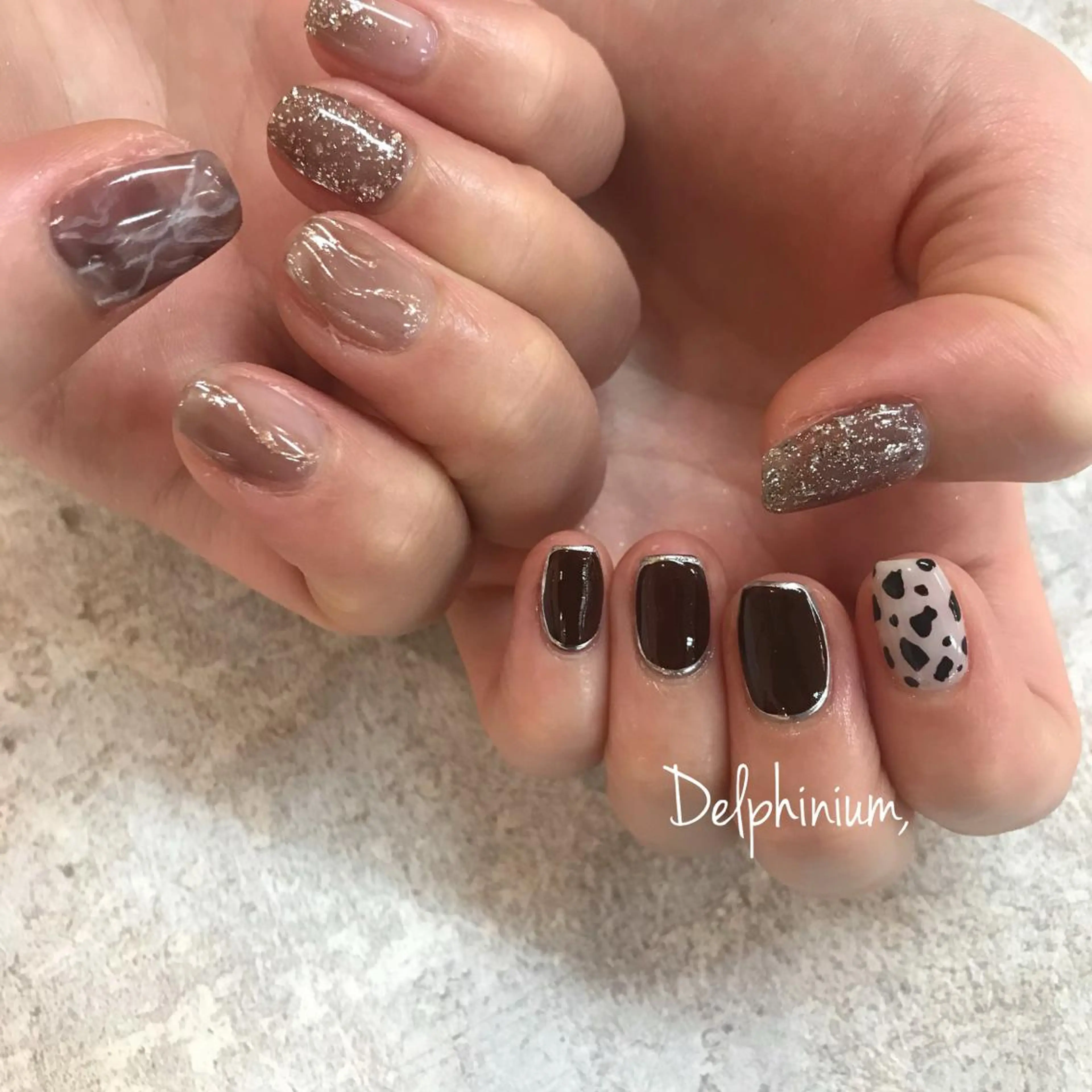 ネイル マツエク・マツパ ジェルネイル パラジェル ハンドネイル 岡本 友恵のネイルデザイン