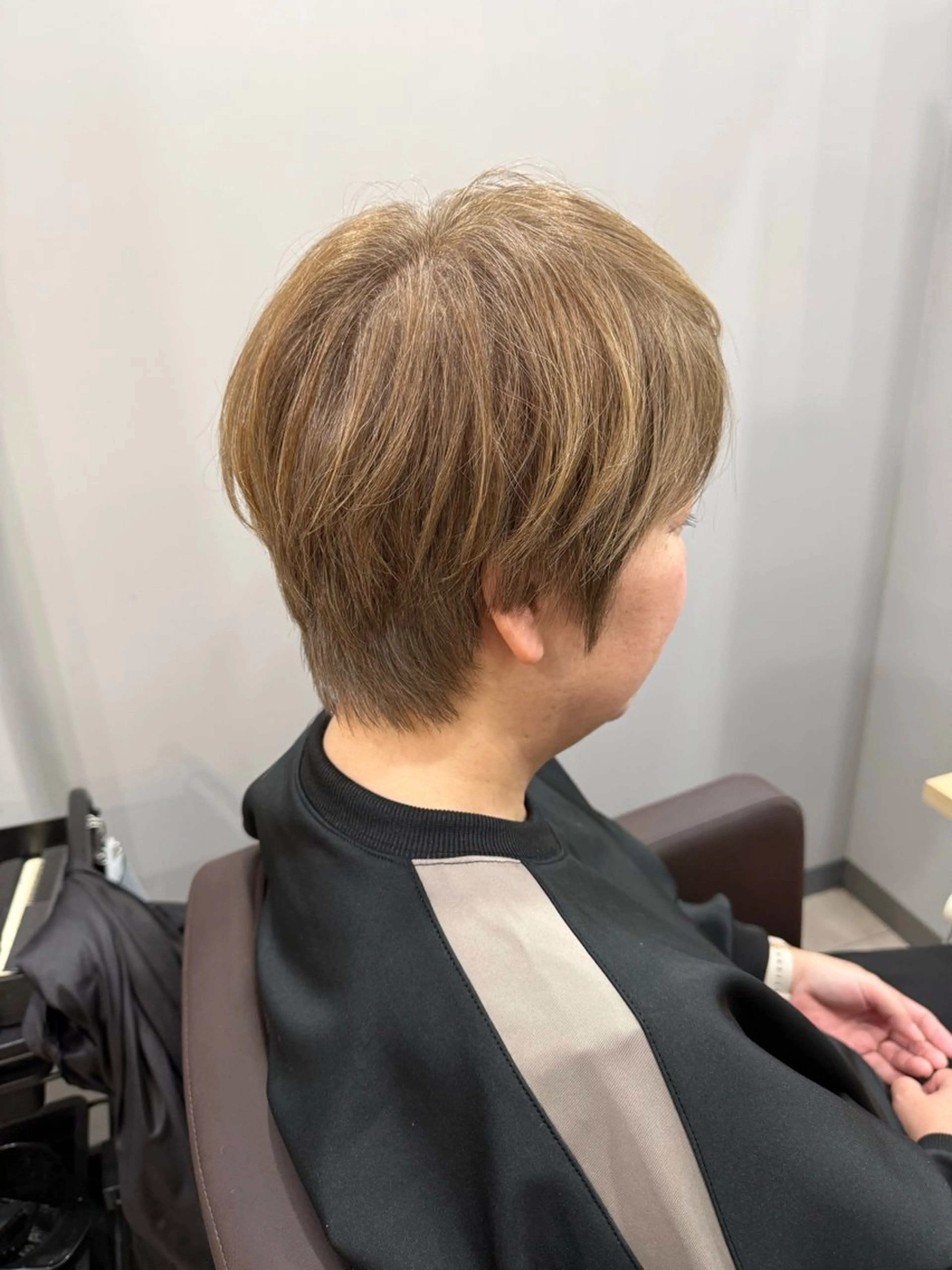 ショート カラー 似合わせカット得意 仁井亮のヘアスタイル