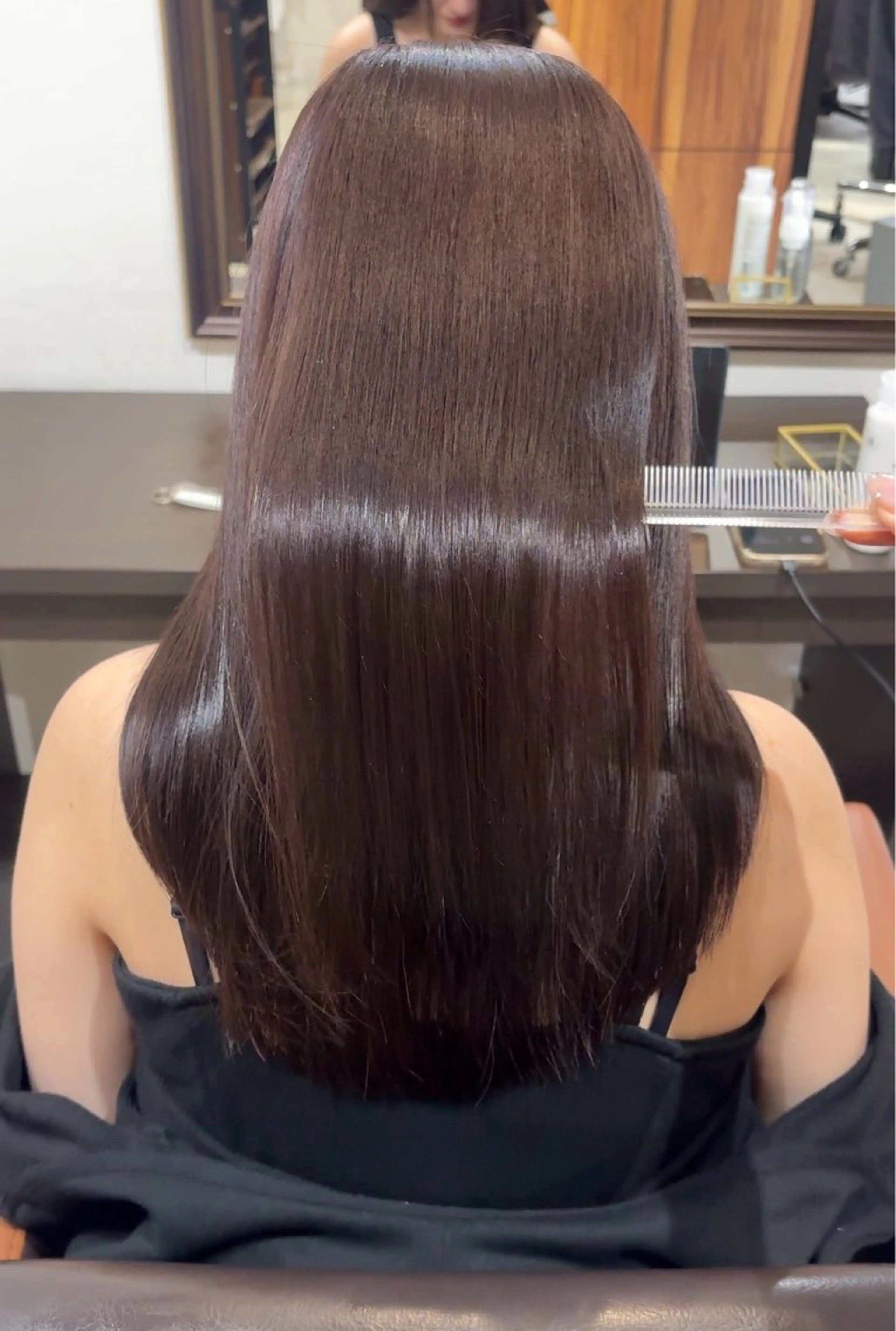 セミロング ヘアカラー トリートメント レイヤーカット/韓国 /艶髪/ダブルカラーのヘアスタイル