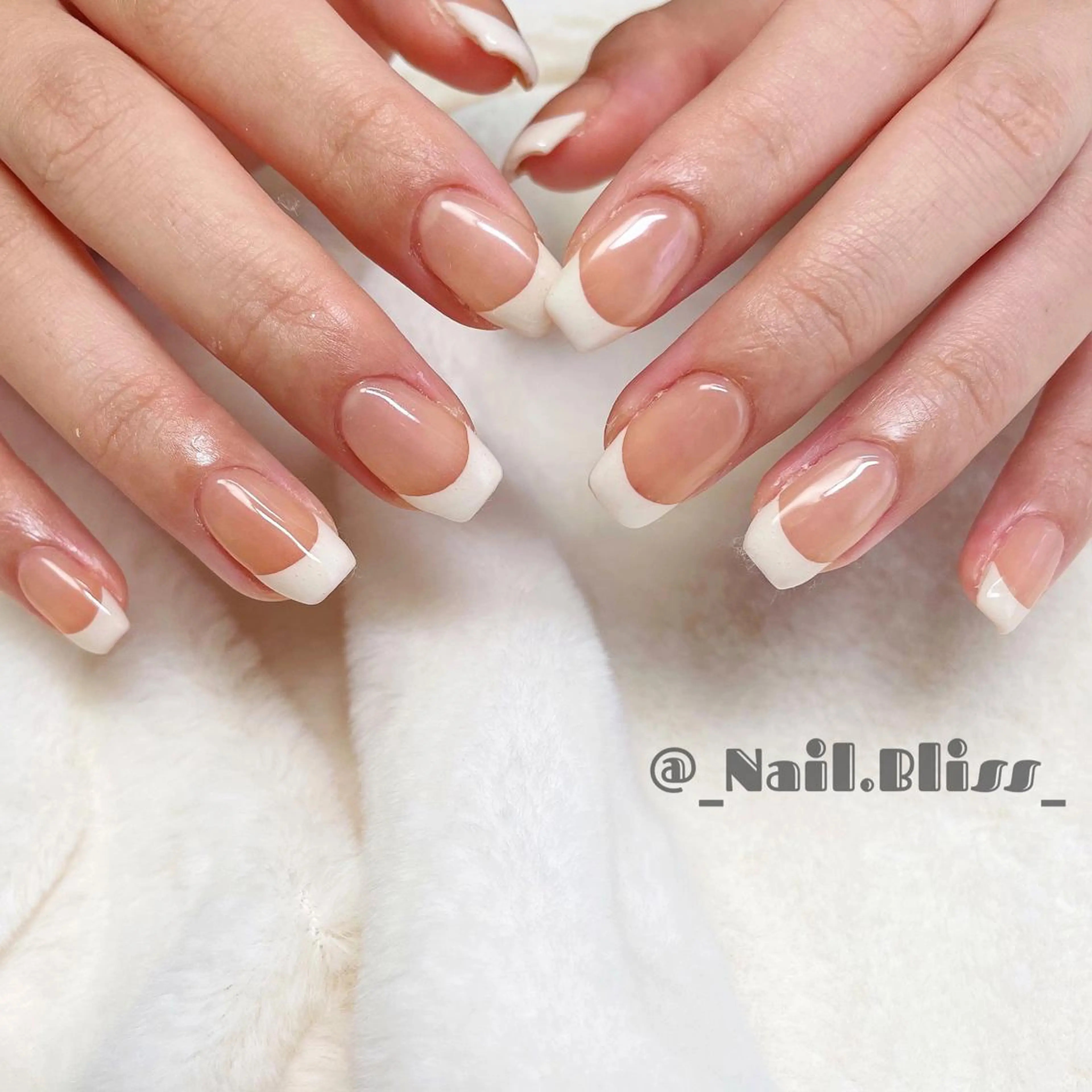 ネイル フレンチネイル シンプルネイル ハンドネイル NAIL BLISSのネイルデザイン