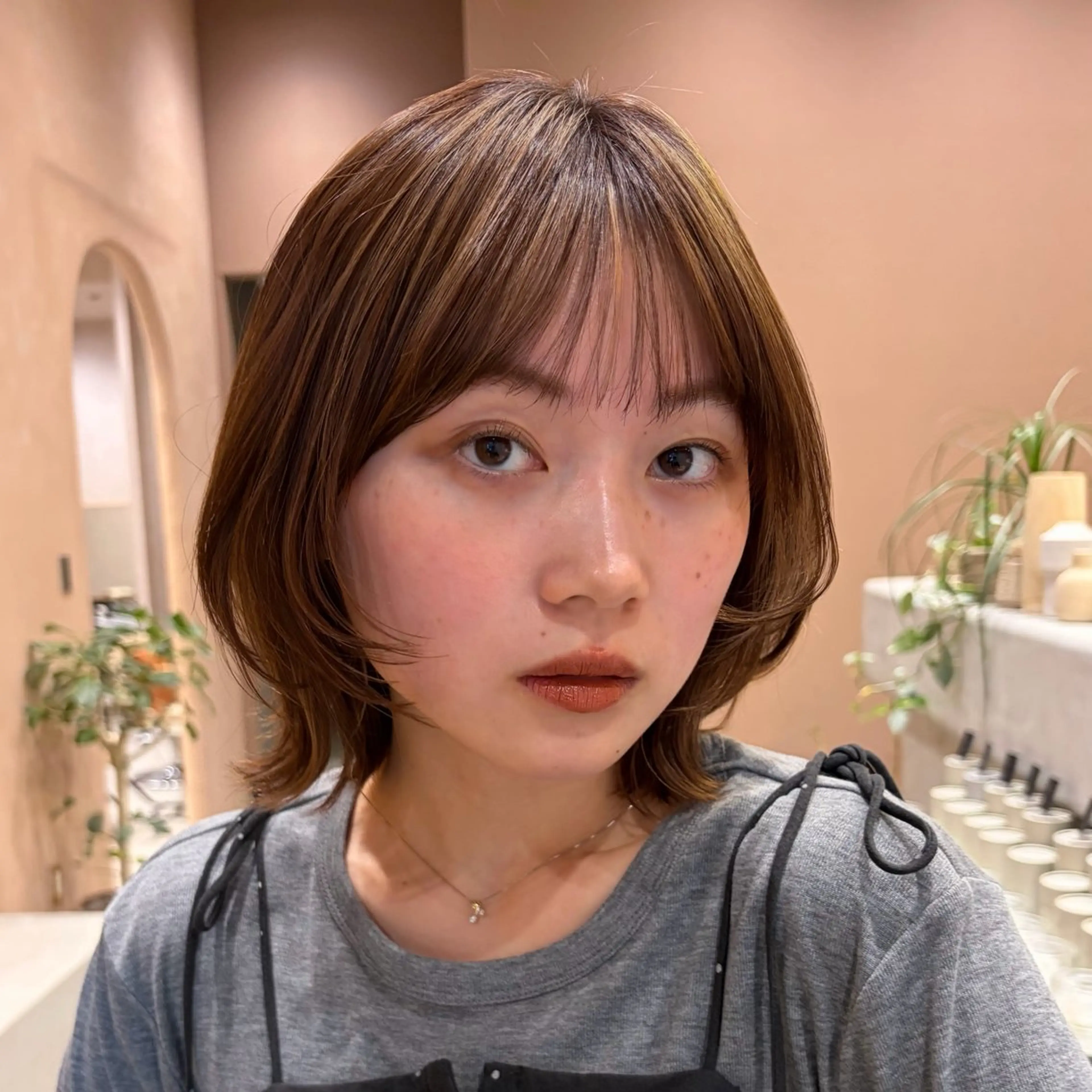 ミディアム 🎀Wカラー/ピンク /ベージュ🎀ゆらのヘアスタイル